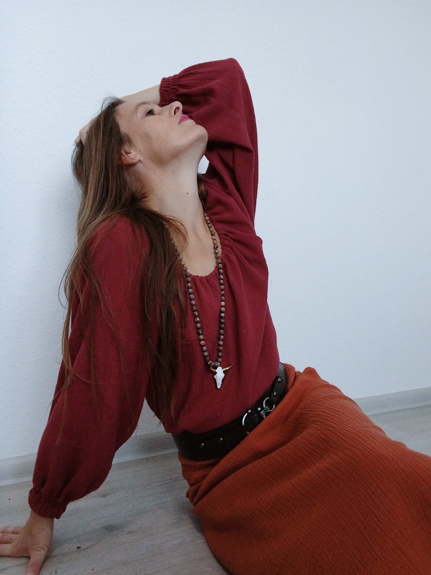 HALENKA V BOHO STYLU BORDO