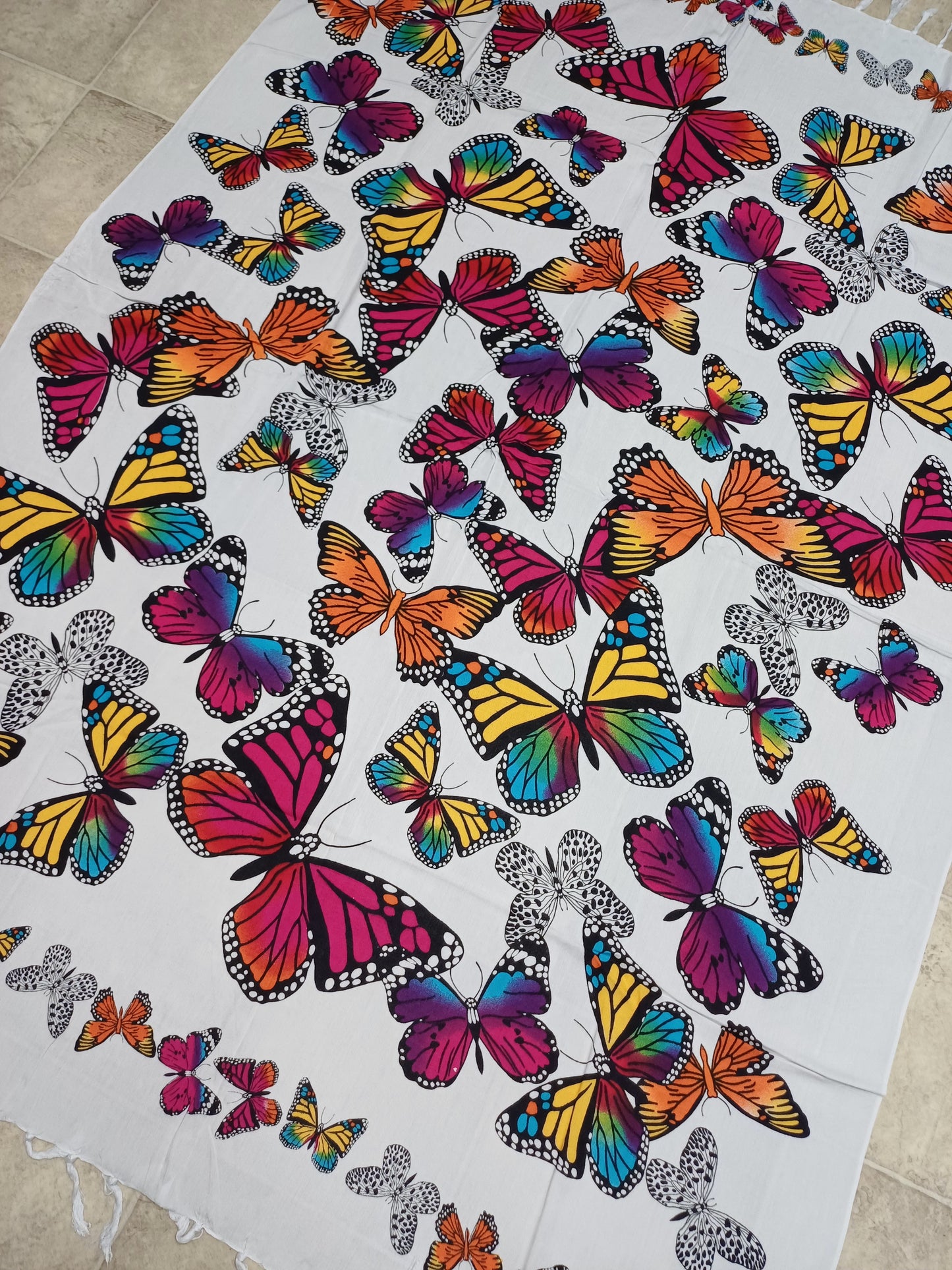 Pereo /sarong/butterfly