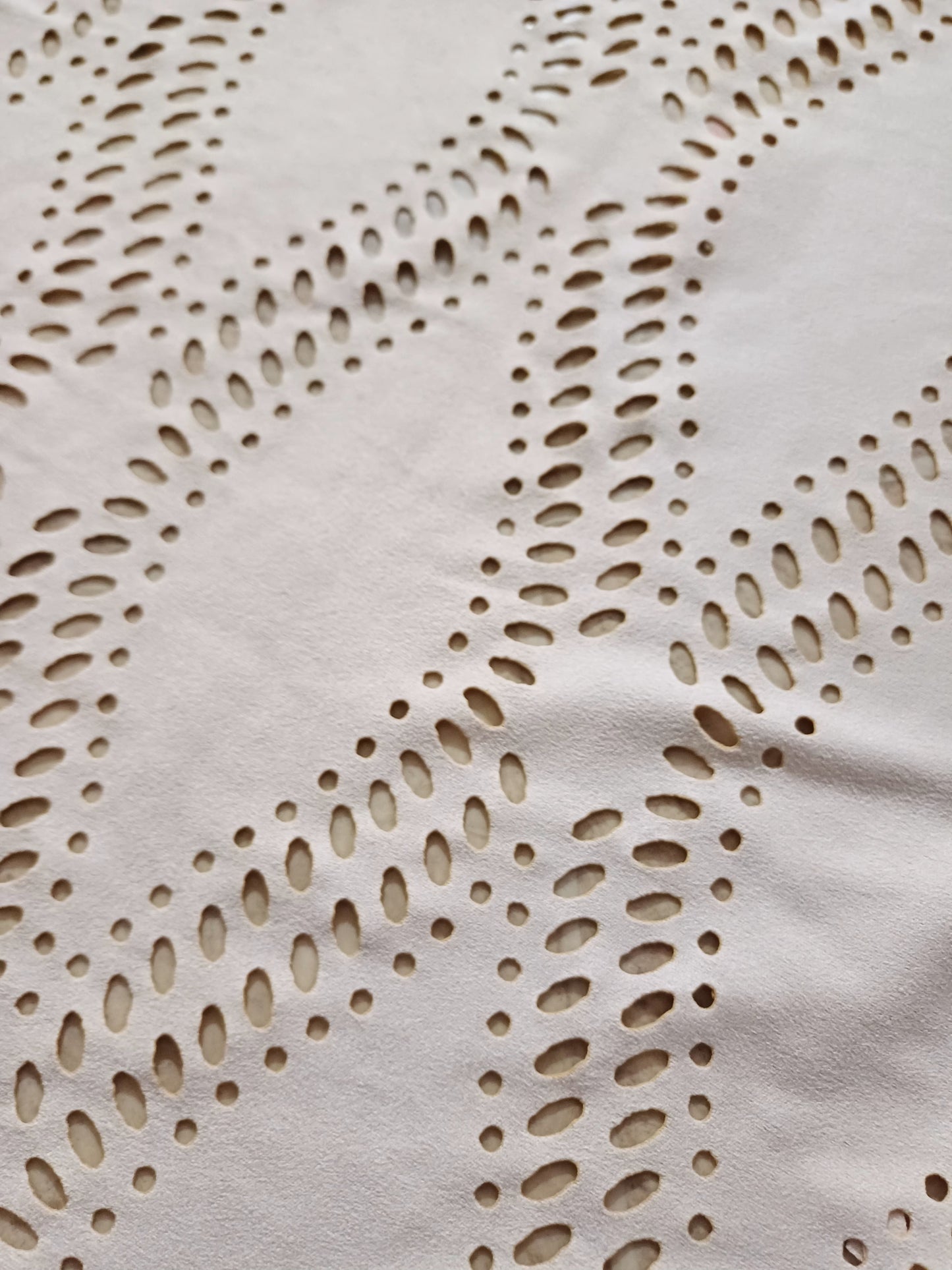 BOHO VESTA S TŘÁSNĚMI