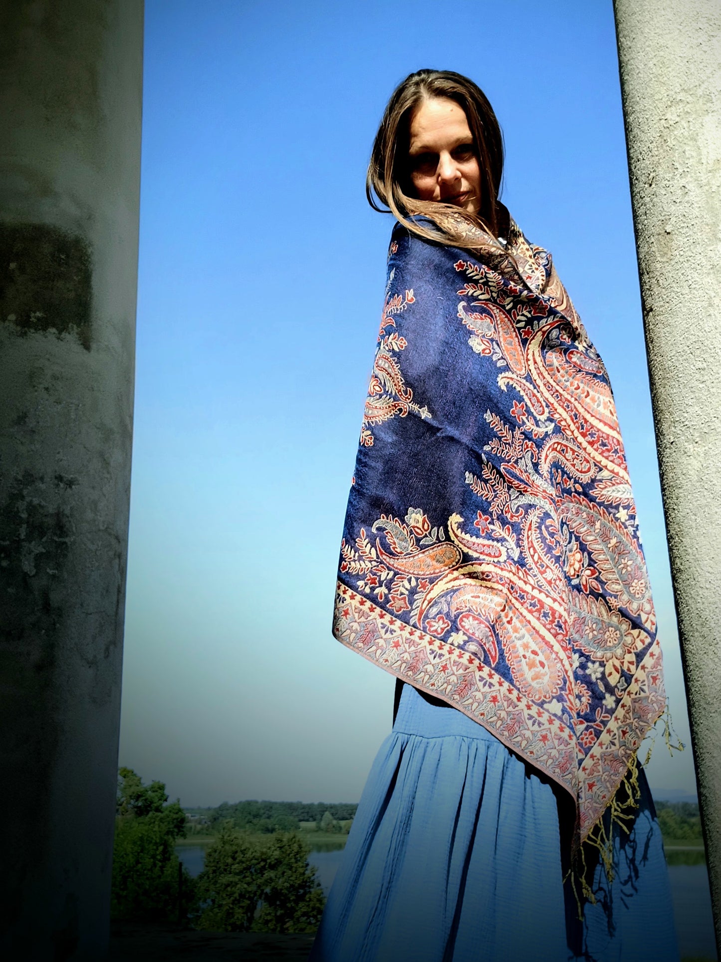 BOHO PLÉD PAISLEY PAŠMÍNA HEBKÁ MODRÁ