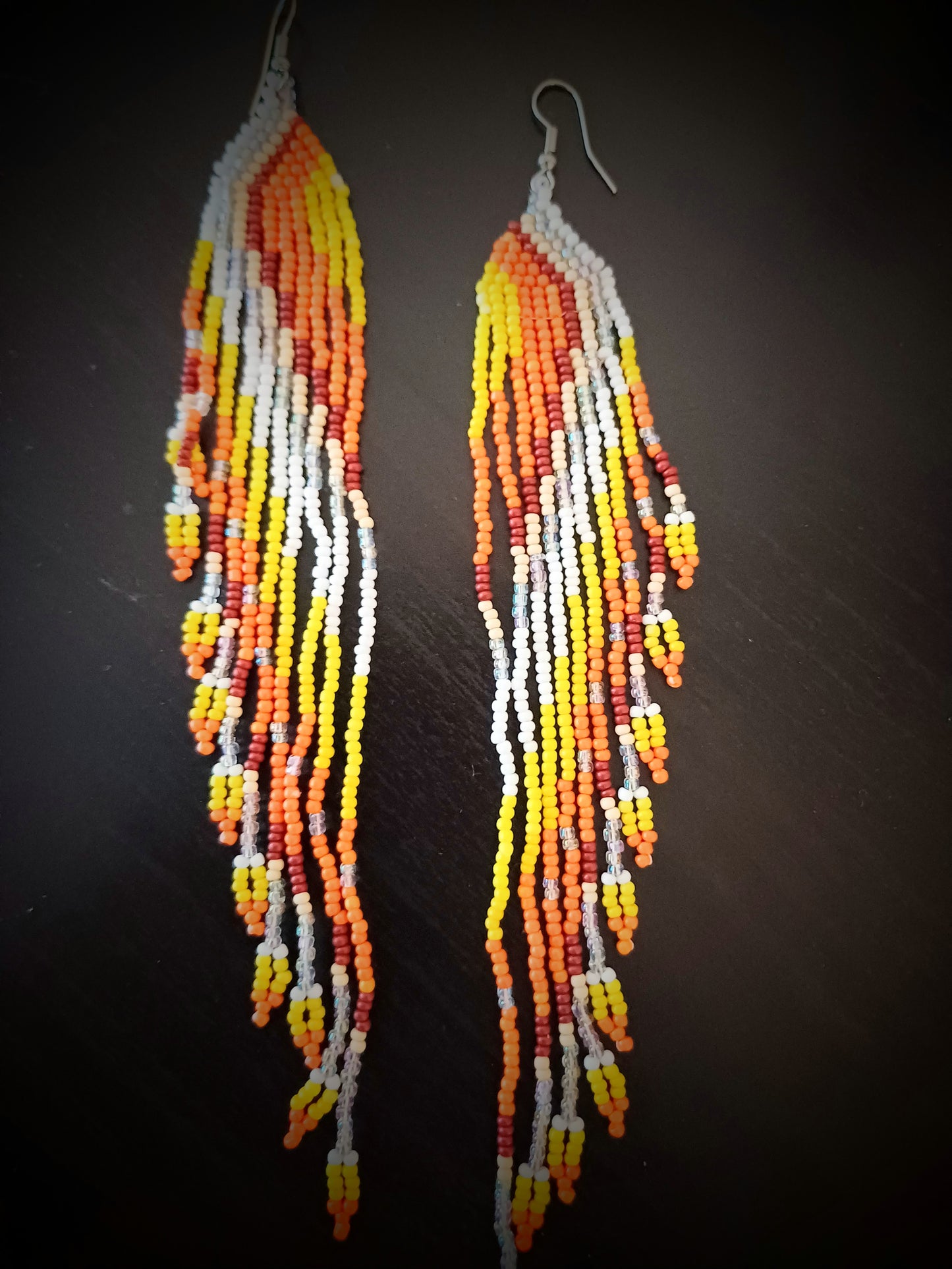 BOHO NAUŠNIČKY KORÁLKOVÉ ORANŽOVÉ