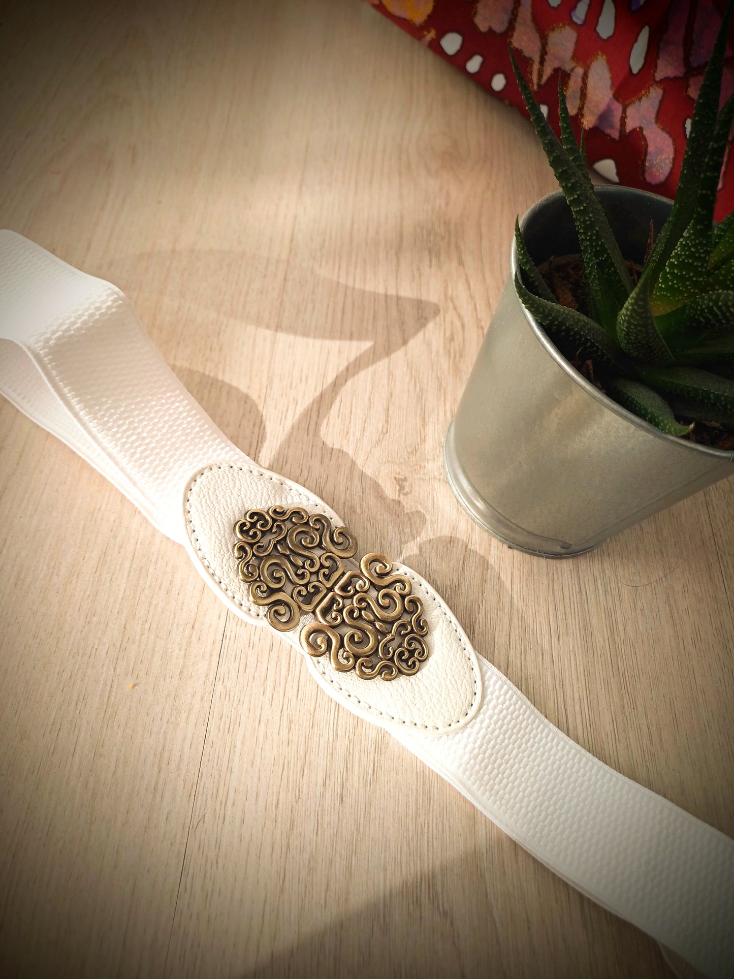 OPASEK PRUŽNÝ SE SPONOU