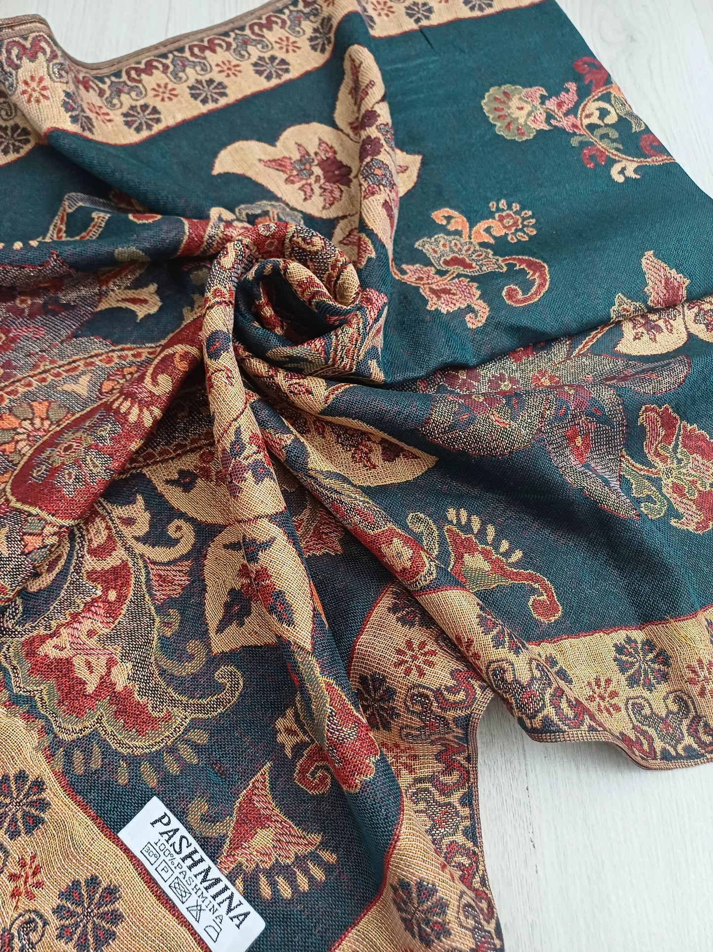 BOHO PAISLEY PAŠMÍNKA