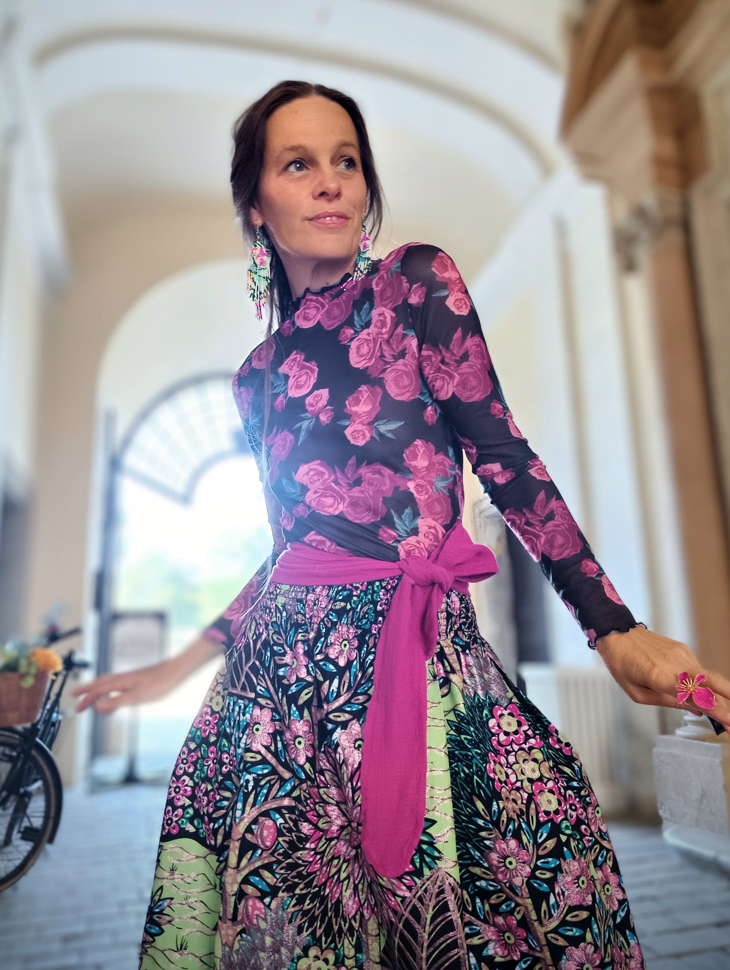 LUXUSNÍ SUKNĚ BAVLNA S DESIGNOVÝM A GLITERS TISKEM