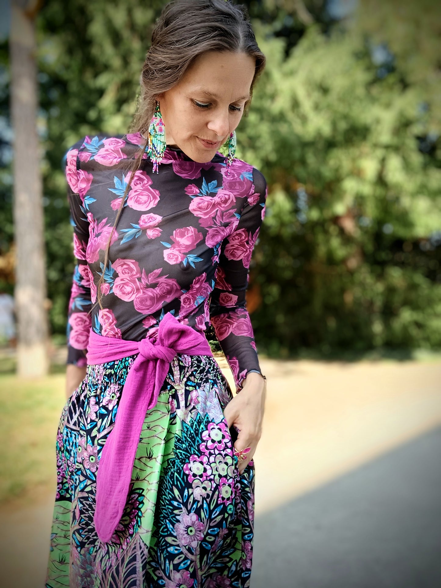 LUXUSNÍ SUKNĚ BAVLNA S DESIGNOVÝM A GLITERS TISKEM