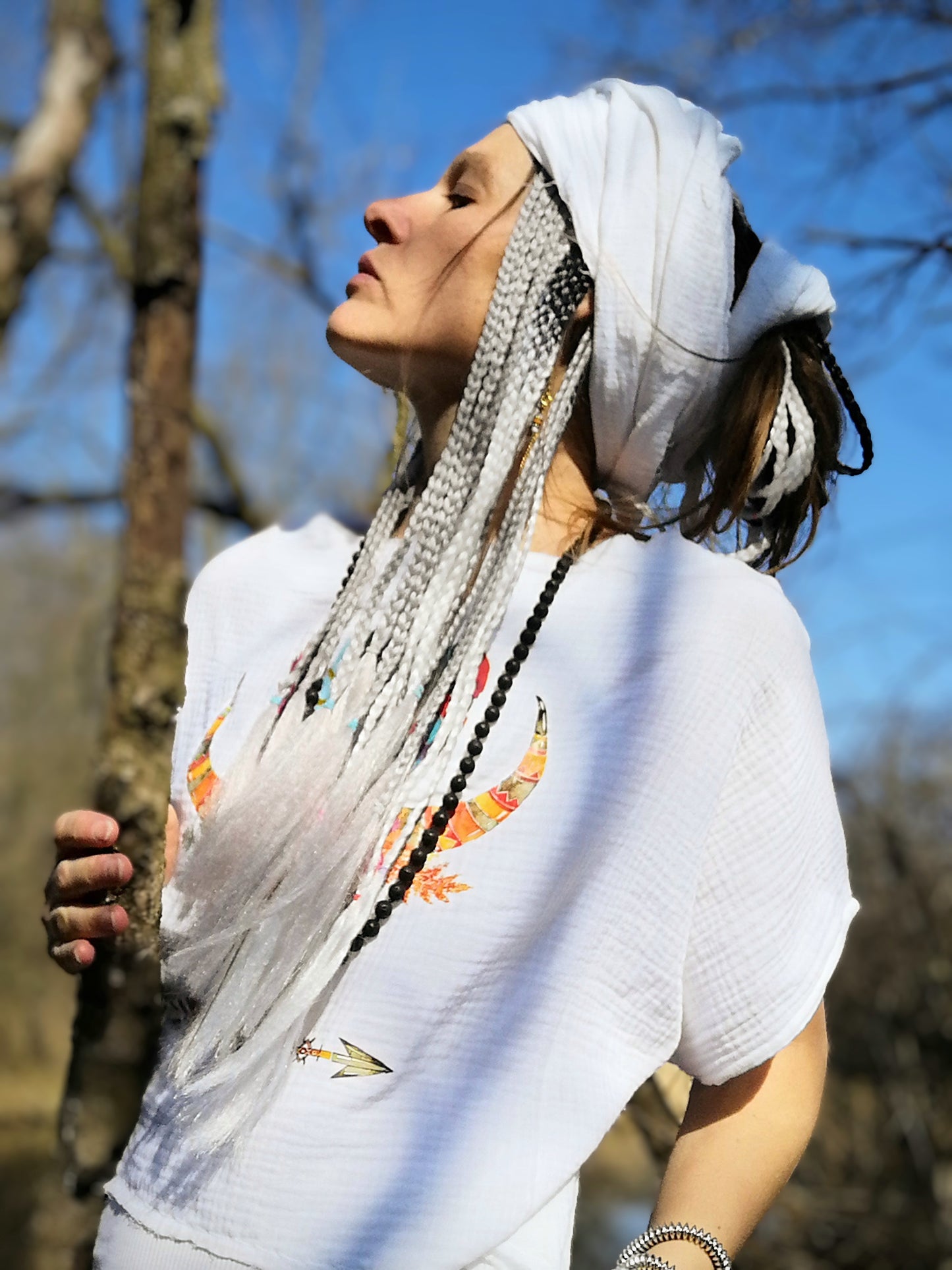Top boho mušelínový s býčí hlavou