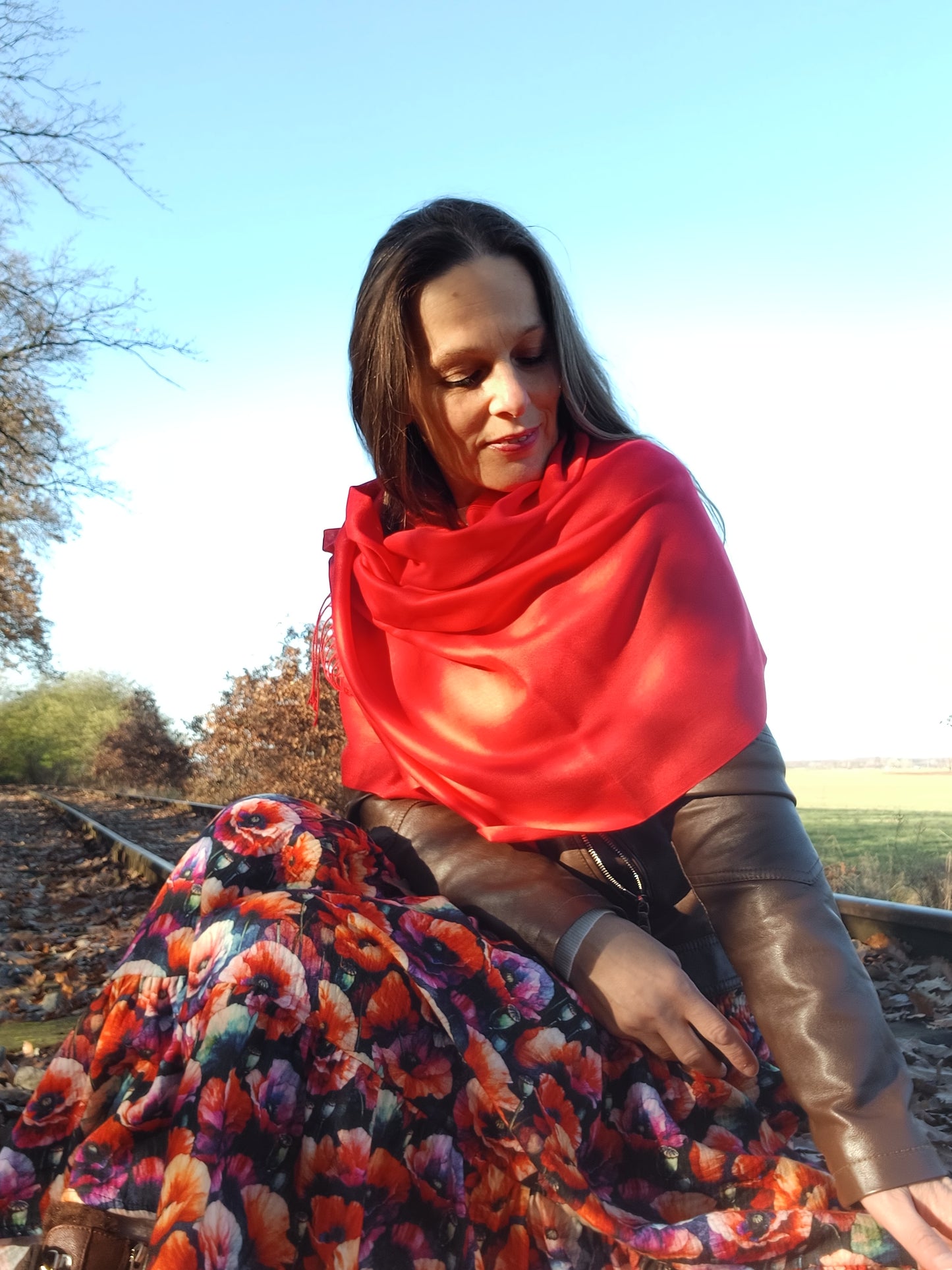 EXLUSÍVNÍ MUŠELÍNOVÁ KASKÁDOVITÁ SUKNĚ