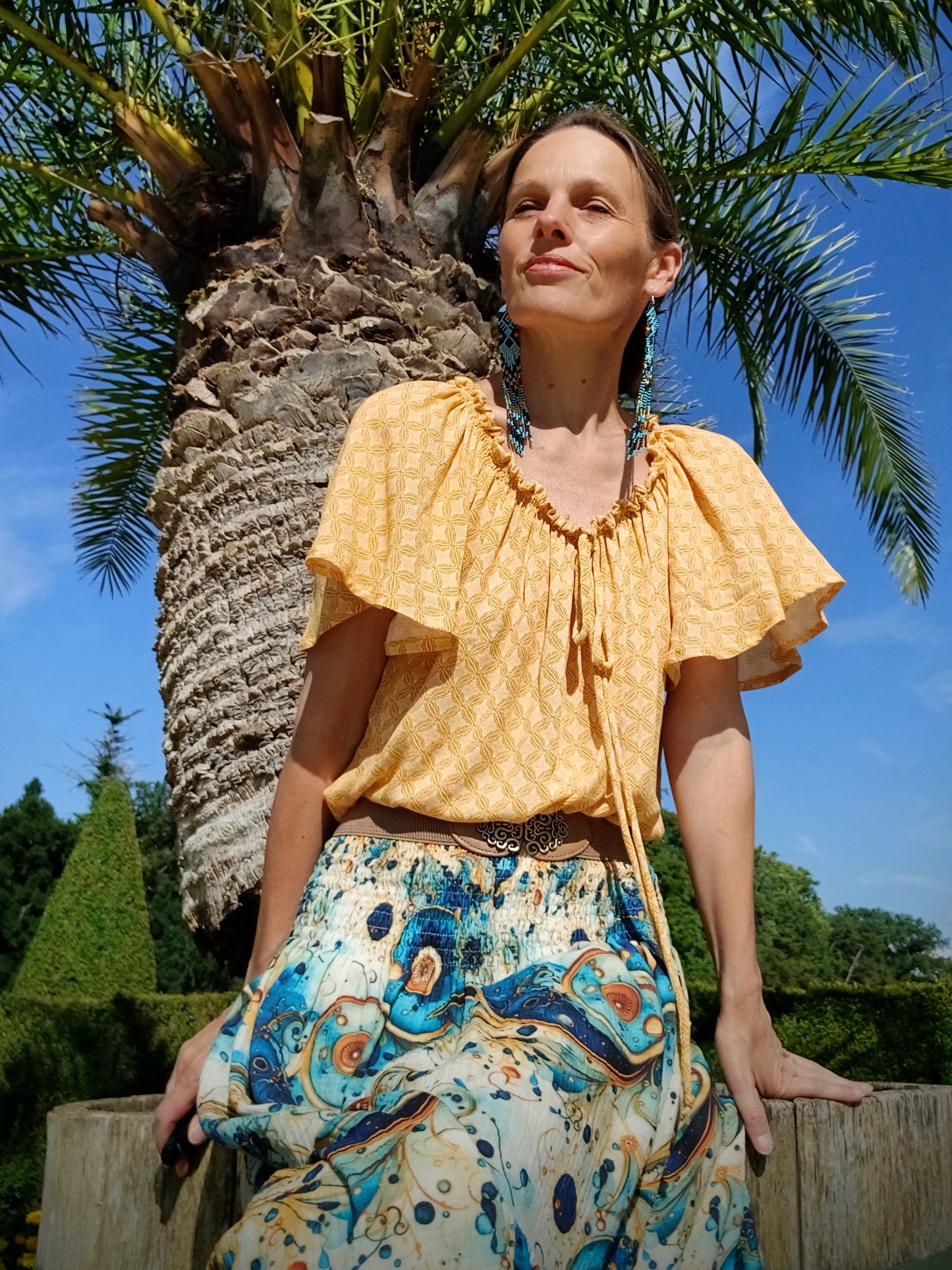 MAXI SUKNĚ KASKÁDOVITÁ MUŠELÍNOVÁ