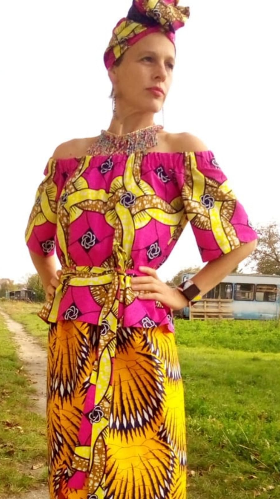 Růžová halenka /blouse /z africké látky s páskem