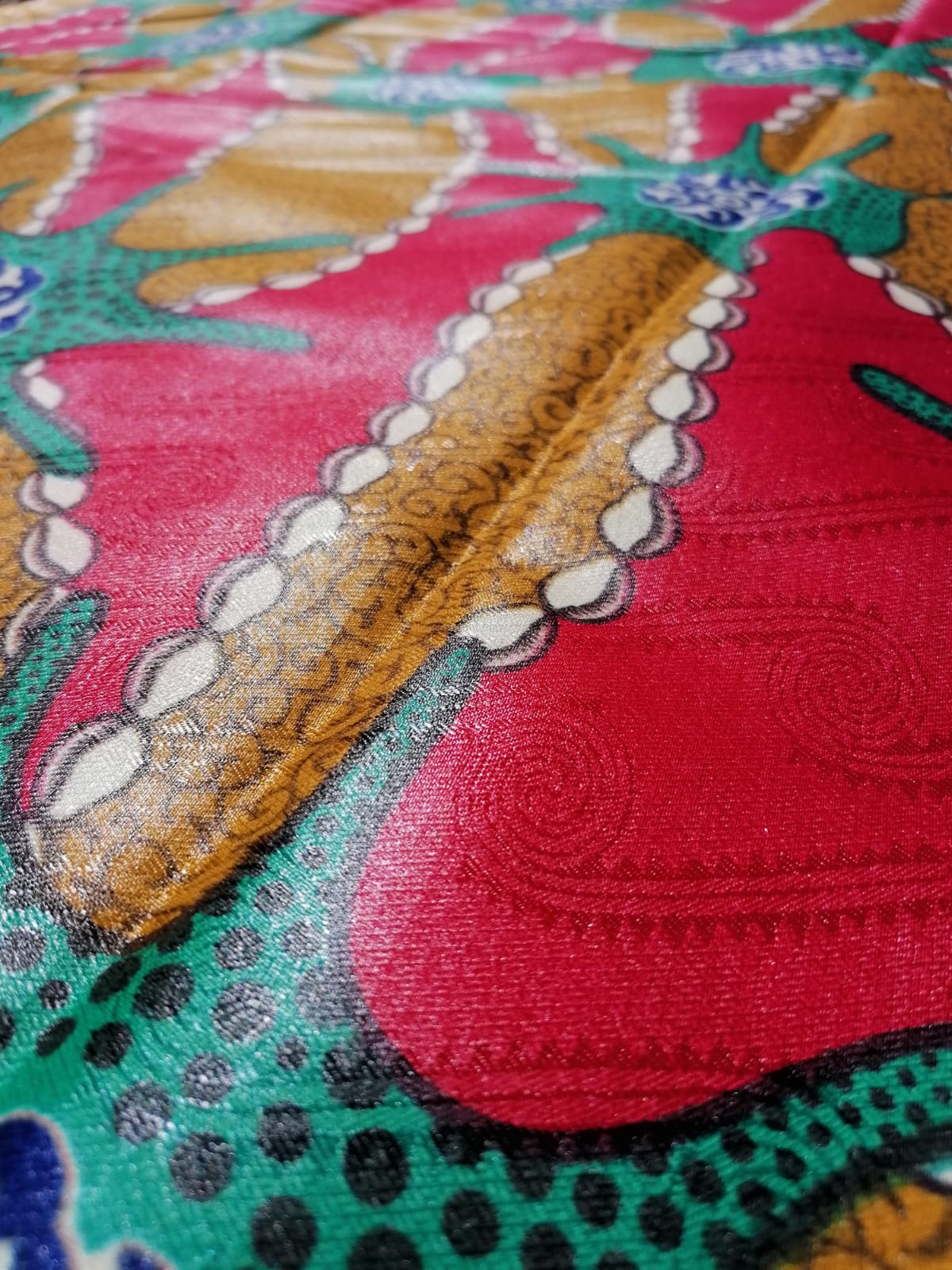 Africky brokat / African bazin tiny shells