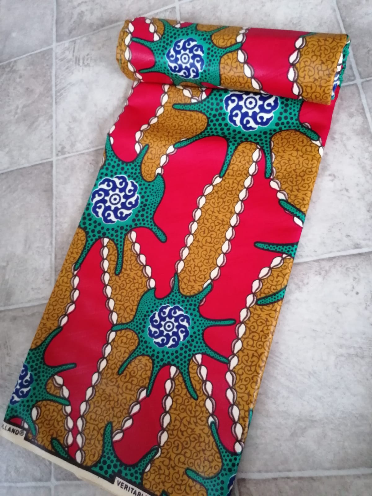 Africky brokat / African bazin tiny shells