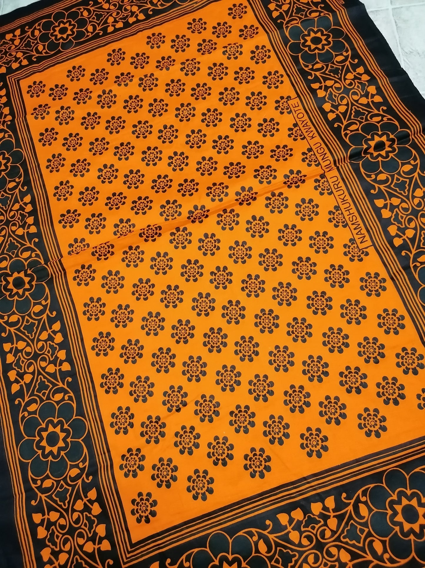 Africká látka měkčí ,Kanga svahilska panel