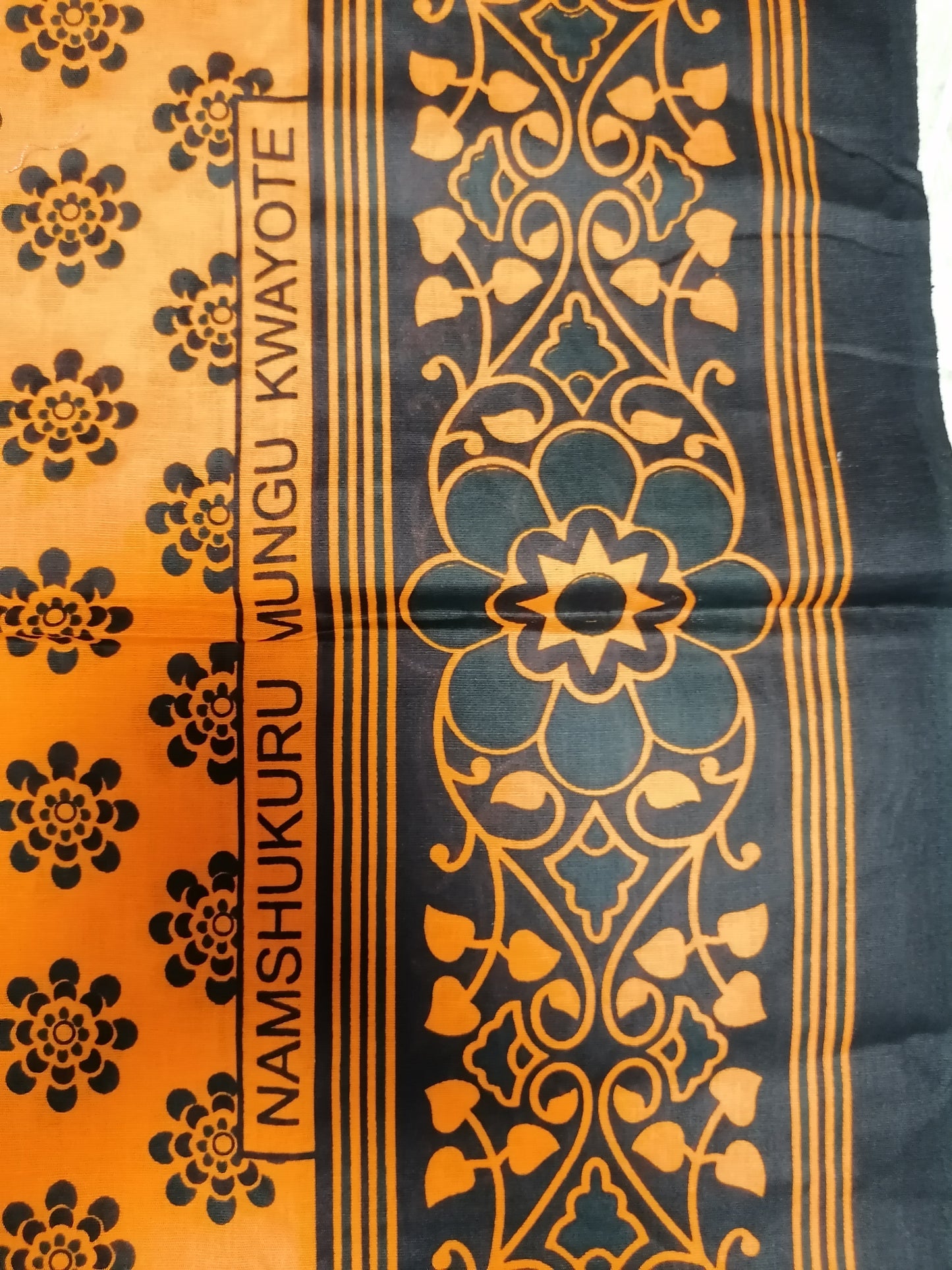 Africká látka měkčí ,Kanga svahilska panel
