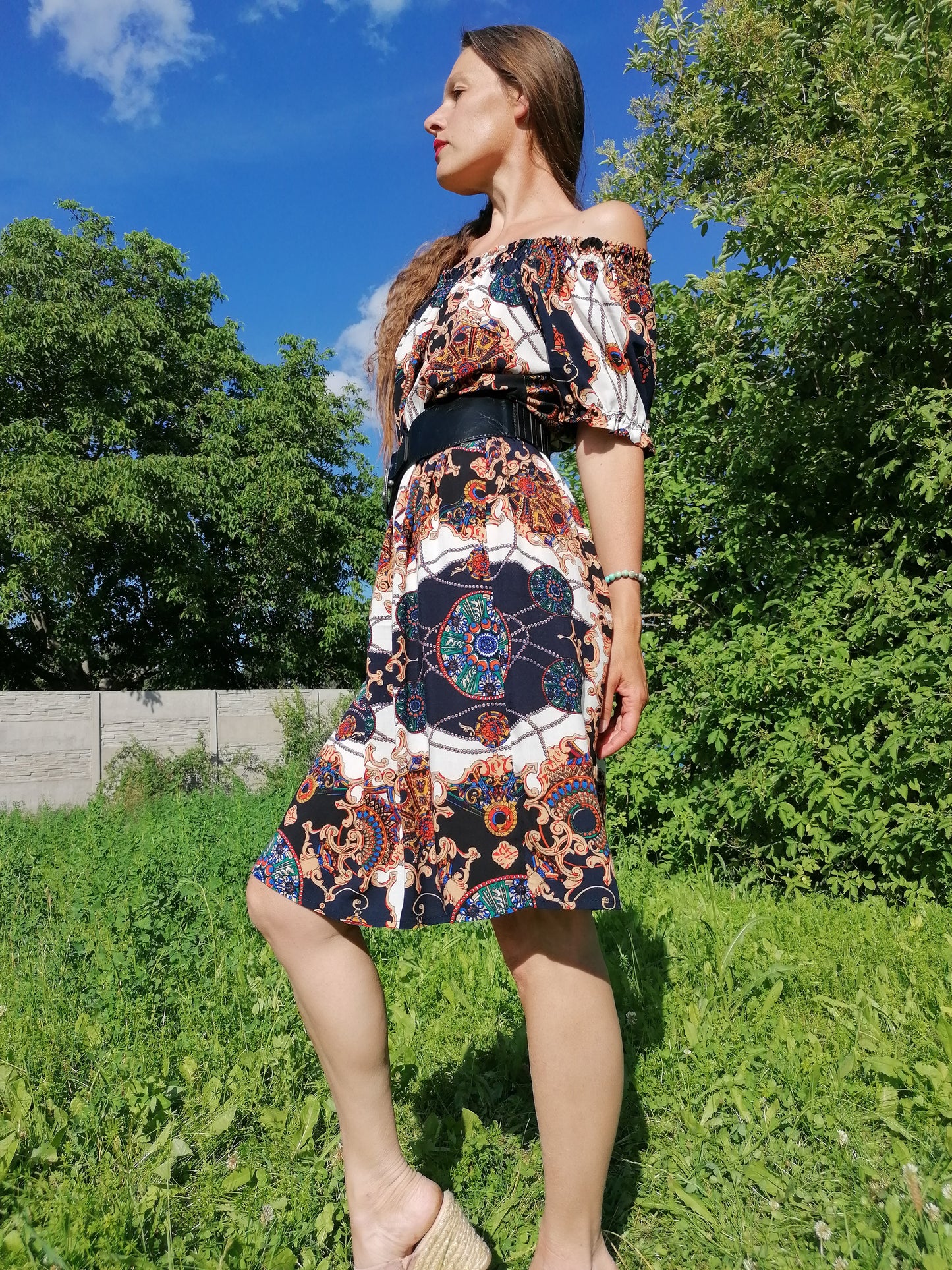 Šaty odhalená ramena Versace viskoza