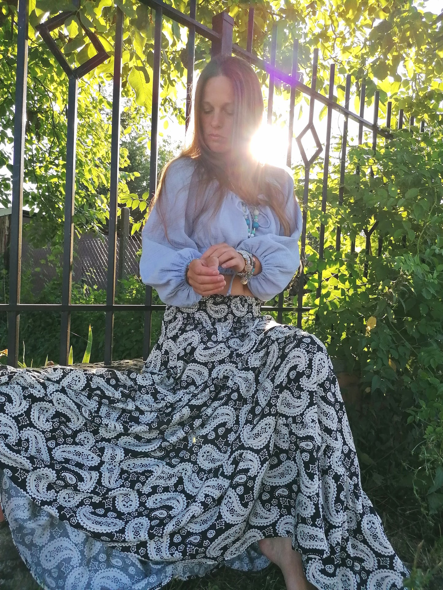 Paisley elegantní černo bílá sukně