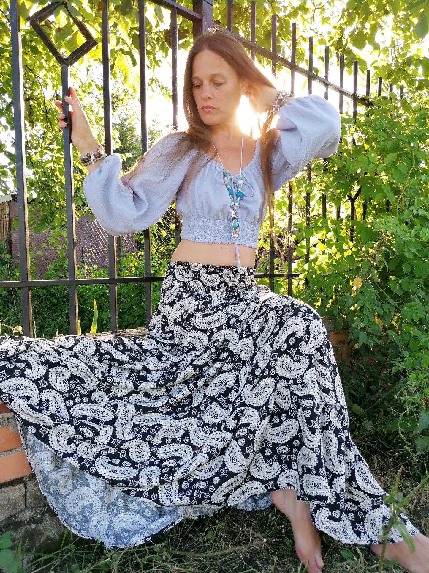Paisley elegantní černo bílá sukně