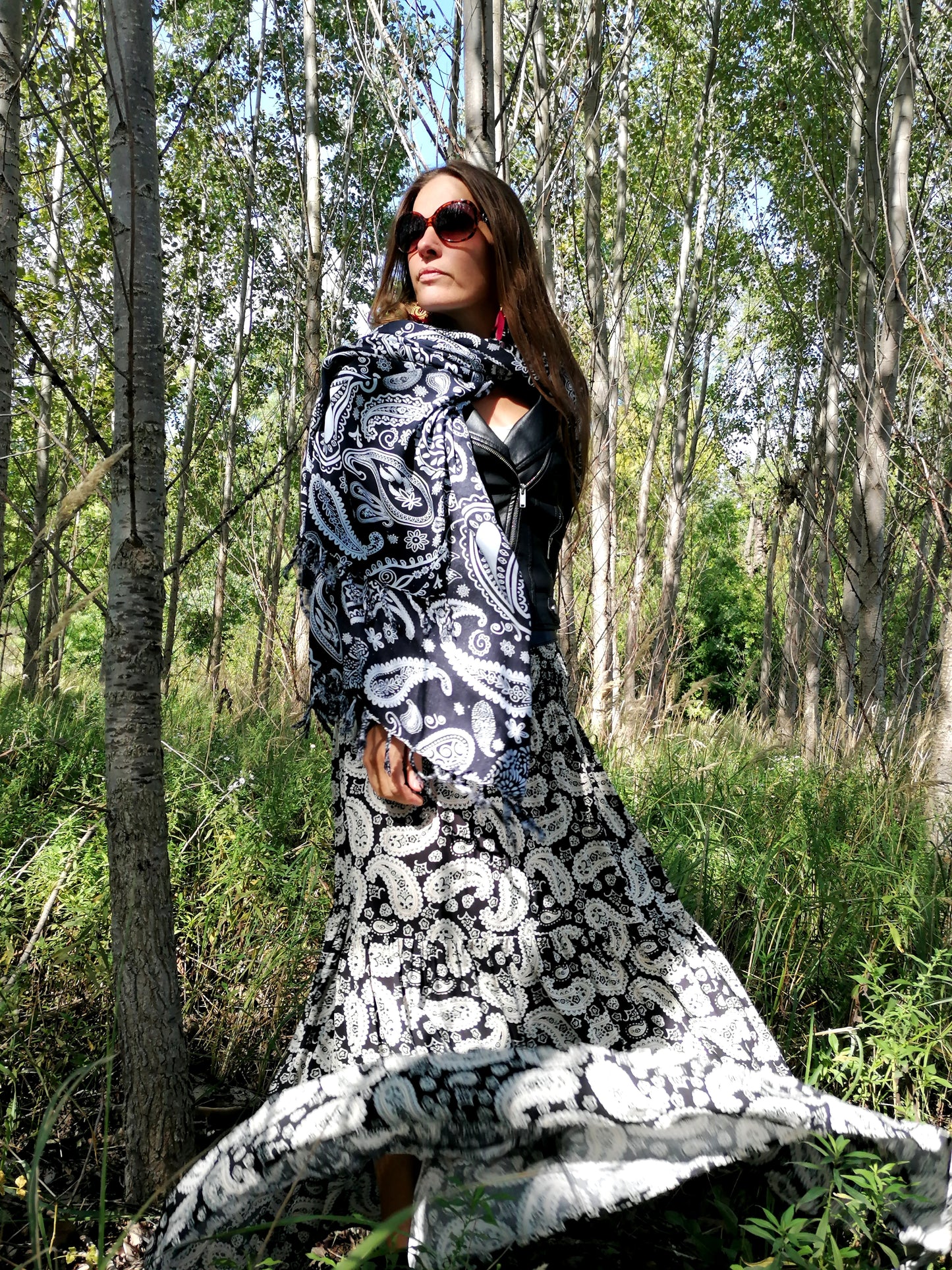 Paisley elegantní černo bílá sukně
