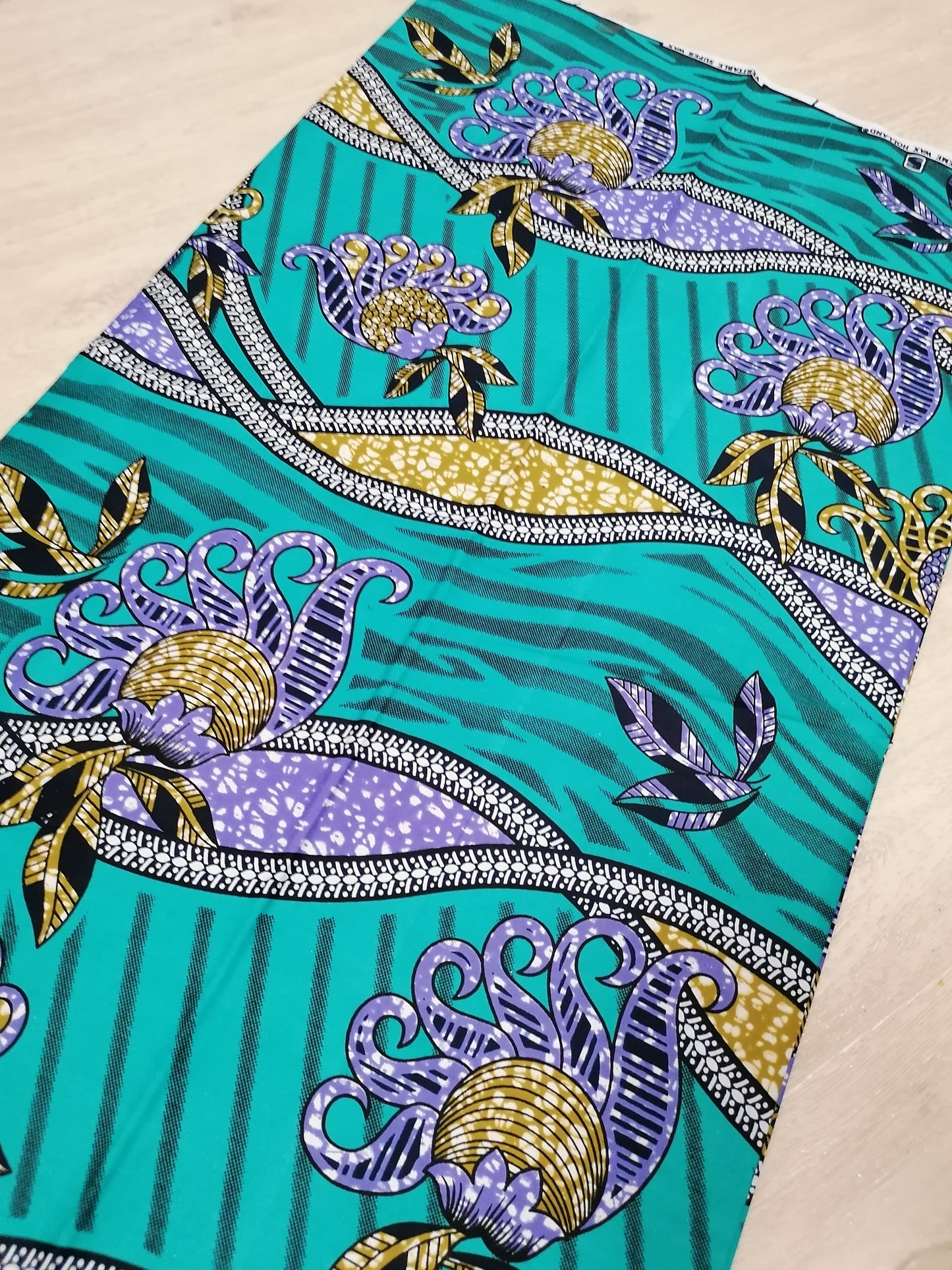 Africká látka v kvalitě Supreme super Wax
