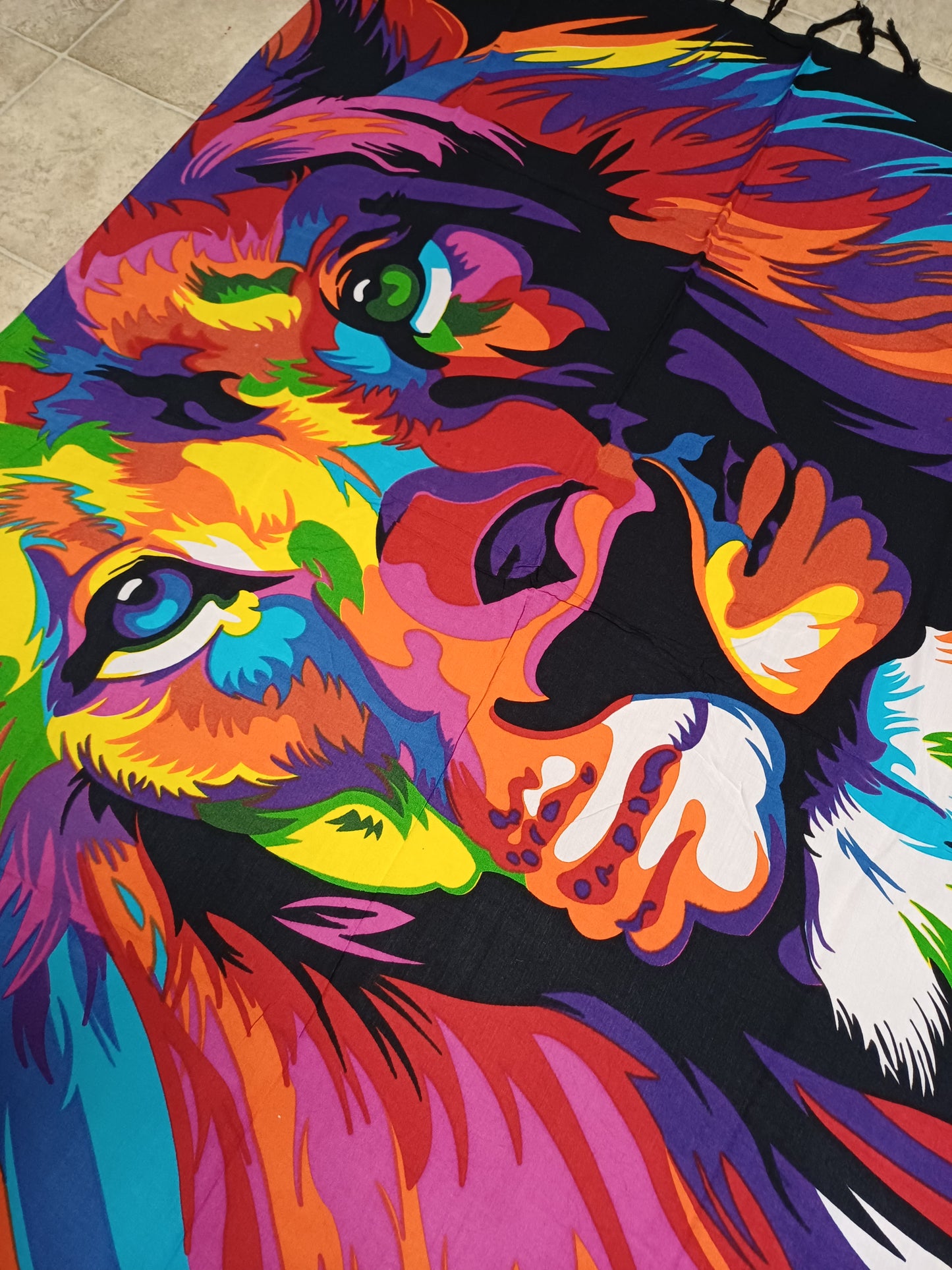 Pareo/sarong/Lion