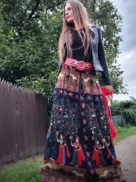SUKNĚ Z MAROCKÉ BAVLNY/DESIGNOVÝ TISK