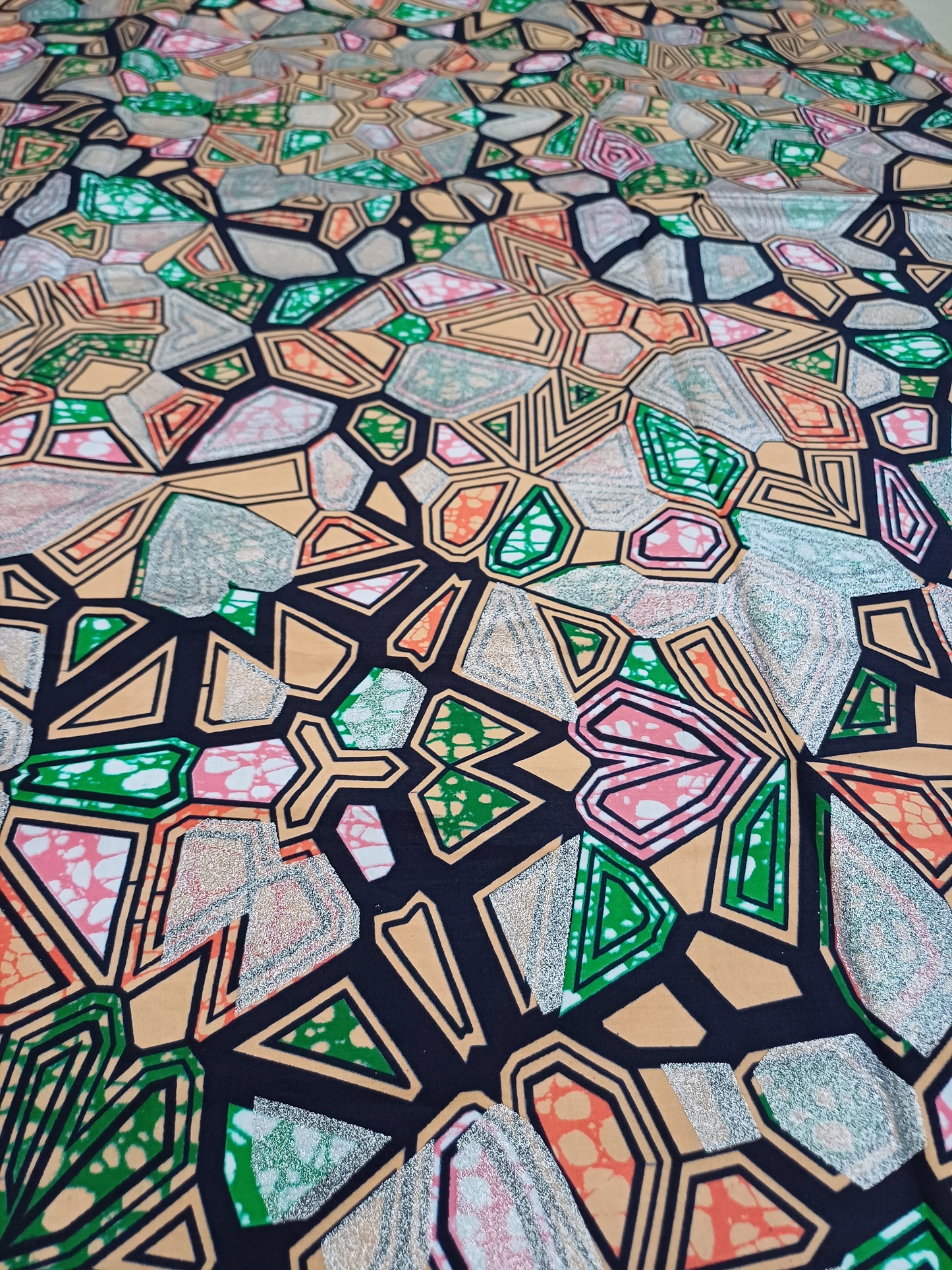 EXLUSÍVNÍ AFRICKÁ LÁTKA S GLITERS