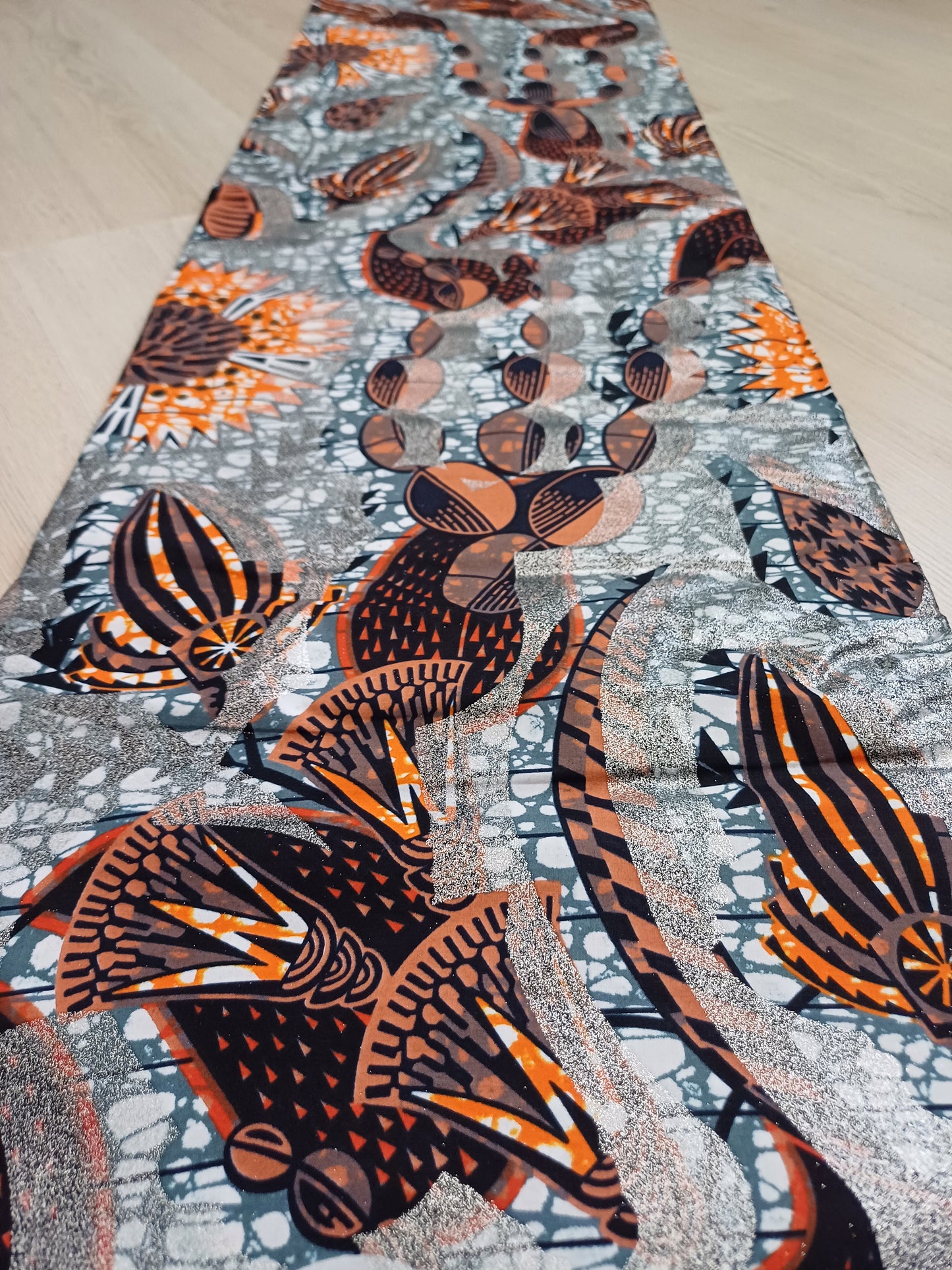 EXLUSÍVNÍ AFRICKÁ LÁTKA S BORDUROU