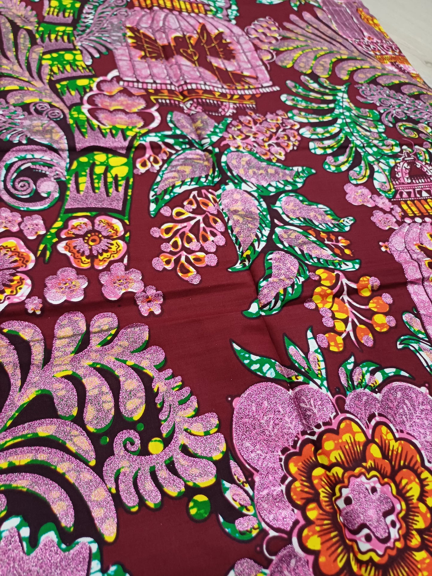EXLUSÍVNÍ AFRICKÁ LÁTKA S GLITERS