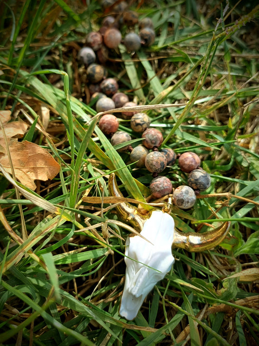 BOHO ŠPERK BÝČÍ HLAVA HNĚDÝ PŘÍRODNÍ