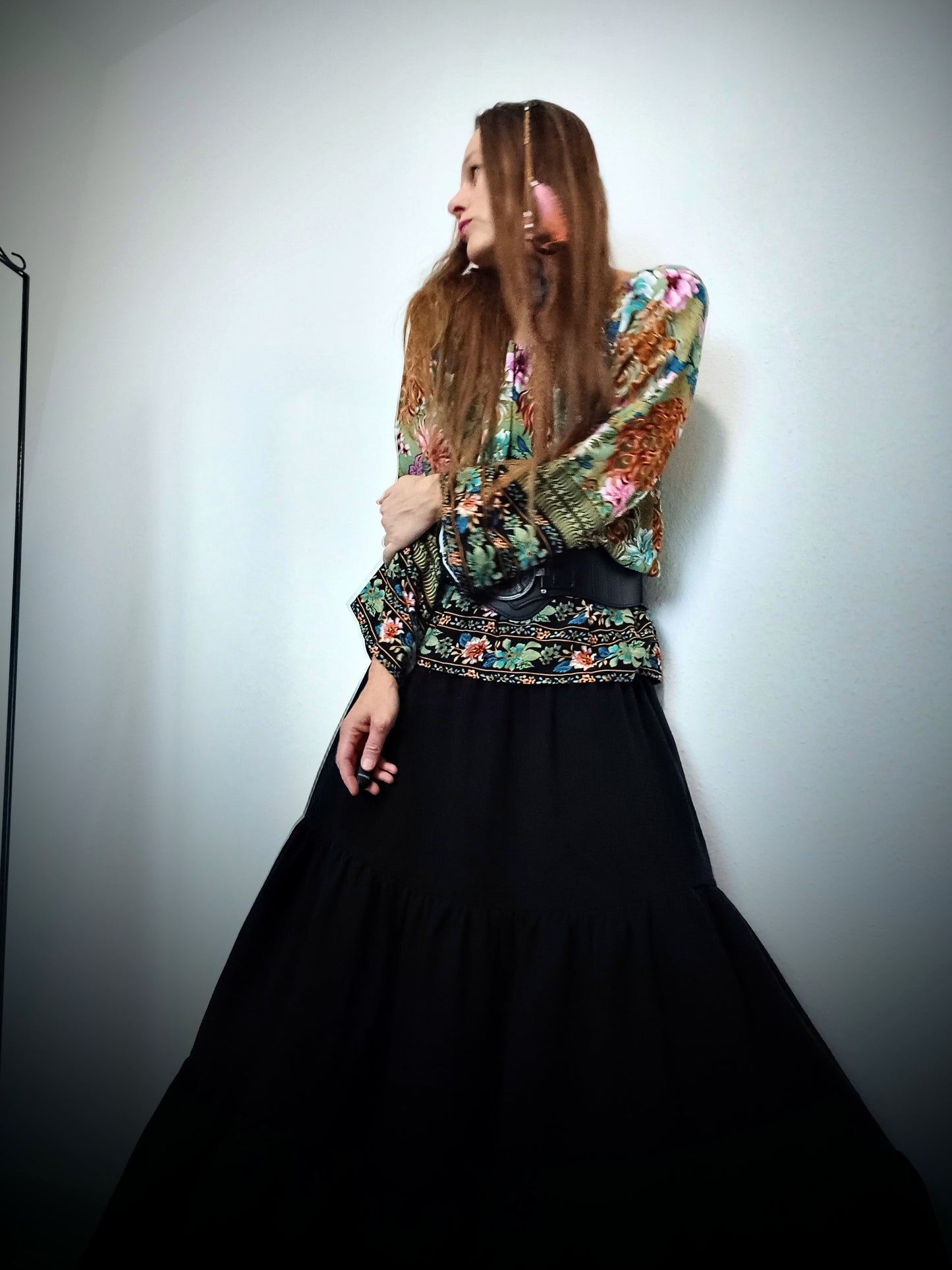 EXLUSÍVNÍ BOHO HALENKA S BORDUROU V DÉLCE A NA RUKÁVECH