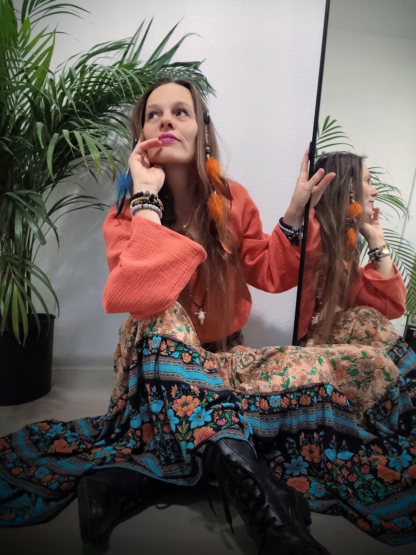 BOHO MUŠELÍNOVÁ HALENKA S DLOUHÝM RUKÁVEM