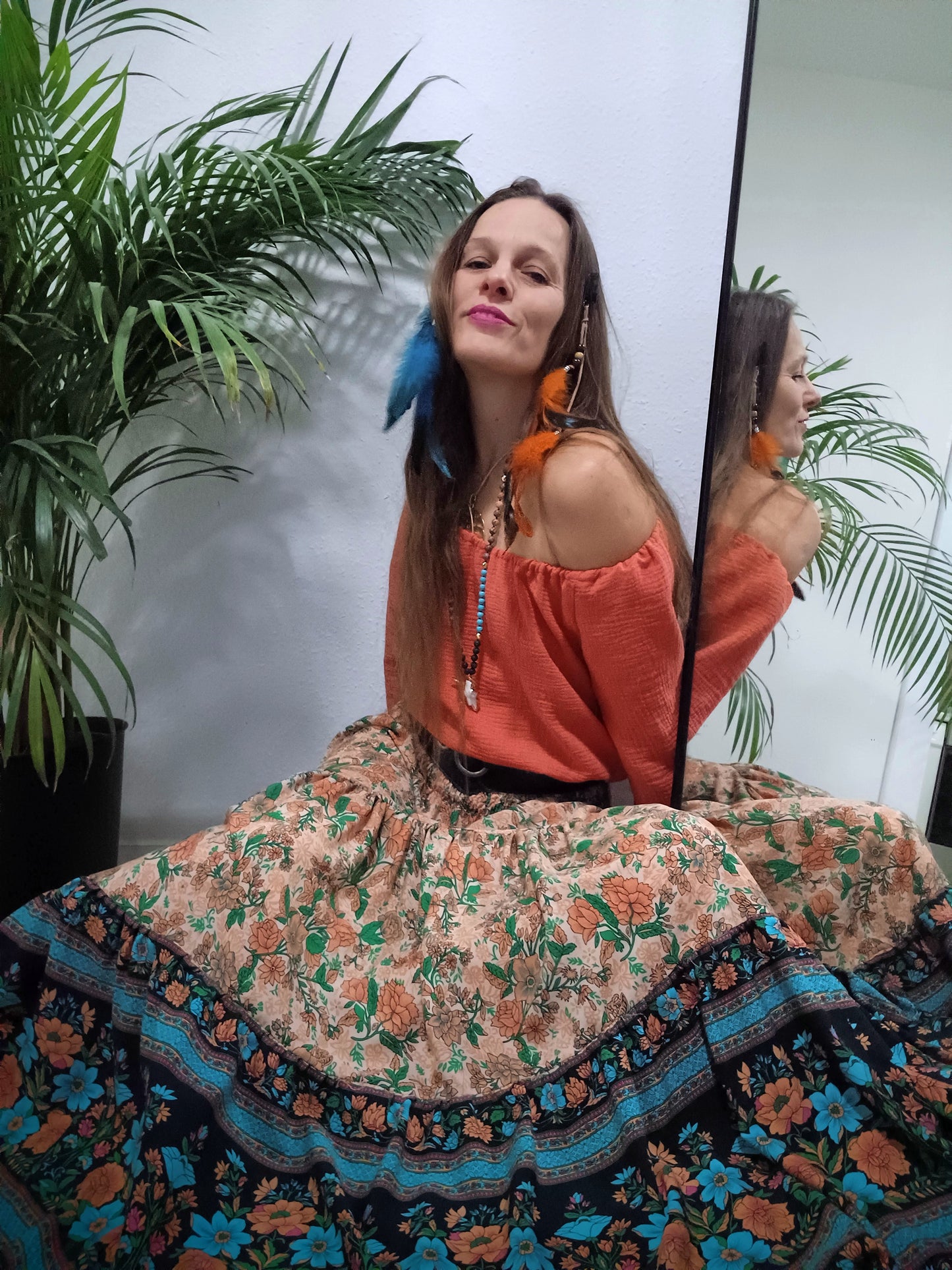 BOHO MUŠELÍNOVÁ HALENKA S DLOUHÝM RUKÁVEM
