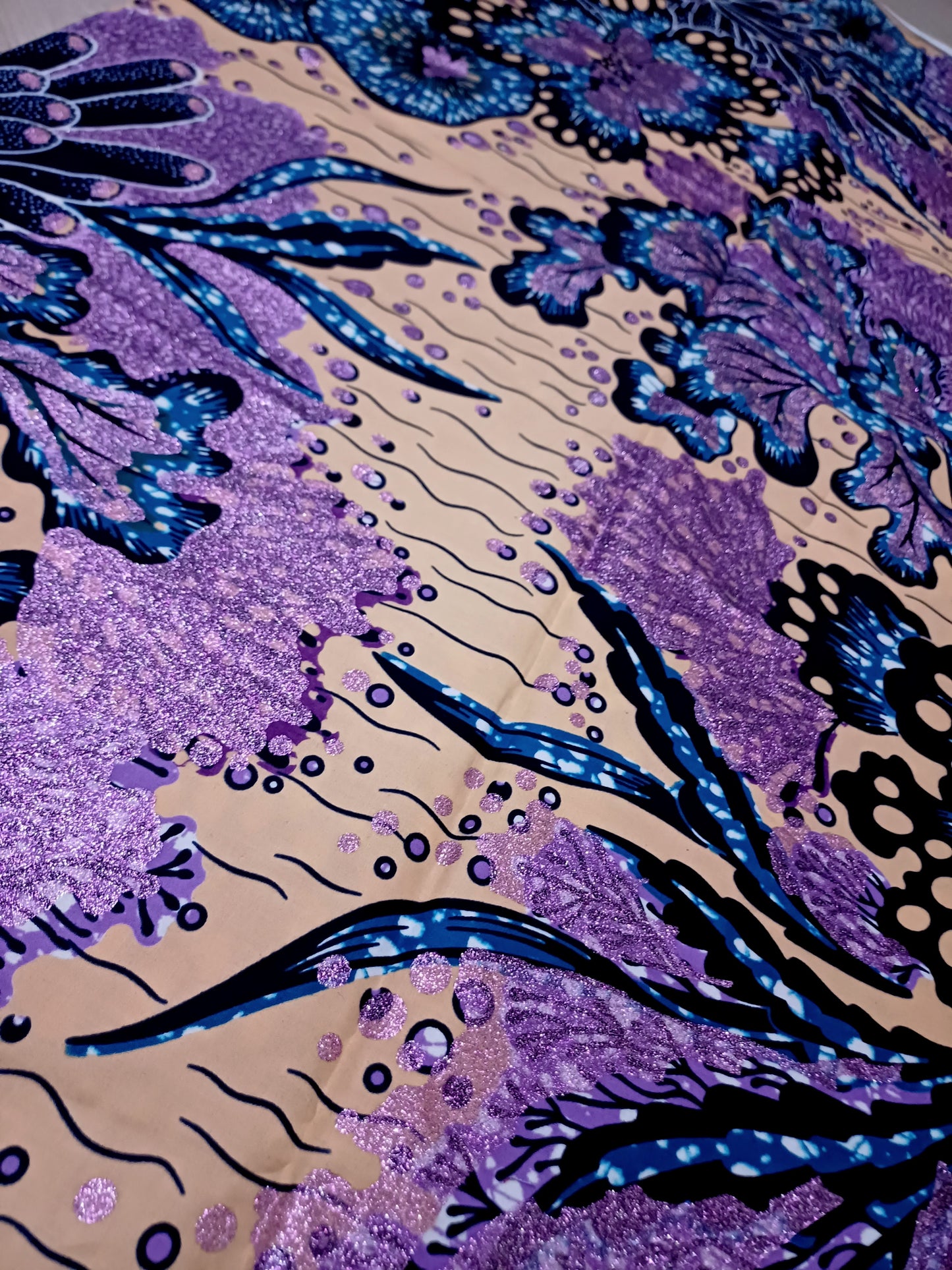 EXLUSÍVNÍ AFRICKÁ LÁTKA S GLITTERS