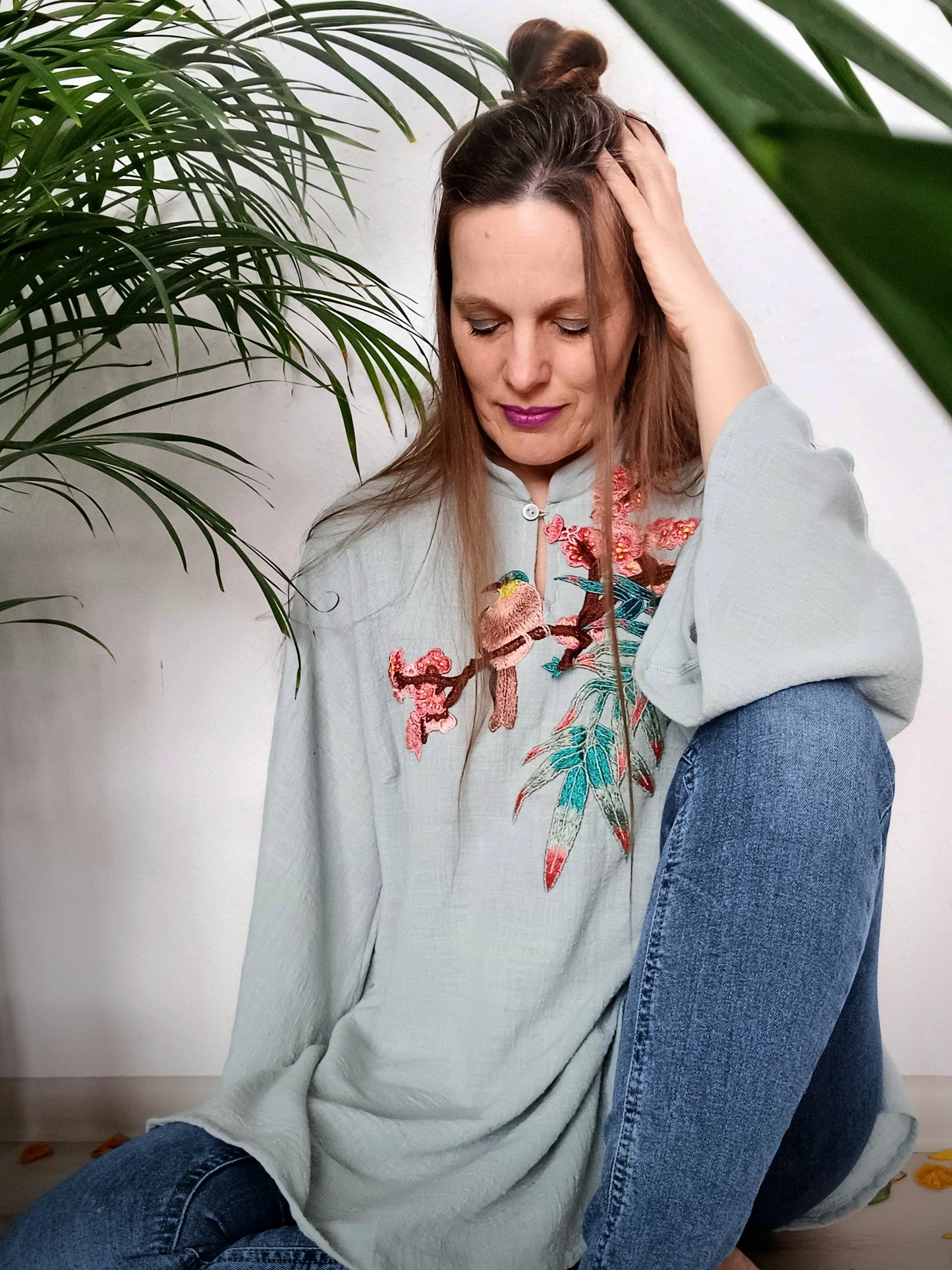 PŮVABNÁ HALENKA V JAPONSKÉM STYLU Z MĚKČENÉHO LNU