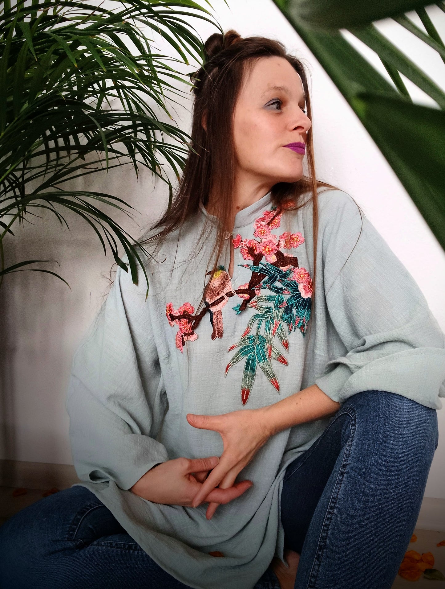 PŮVABNÁ HALENKA V JAPONSKÉM STYLU Z MĚKČENÉHO LNU
