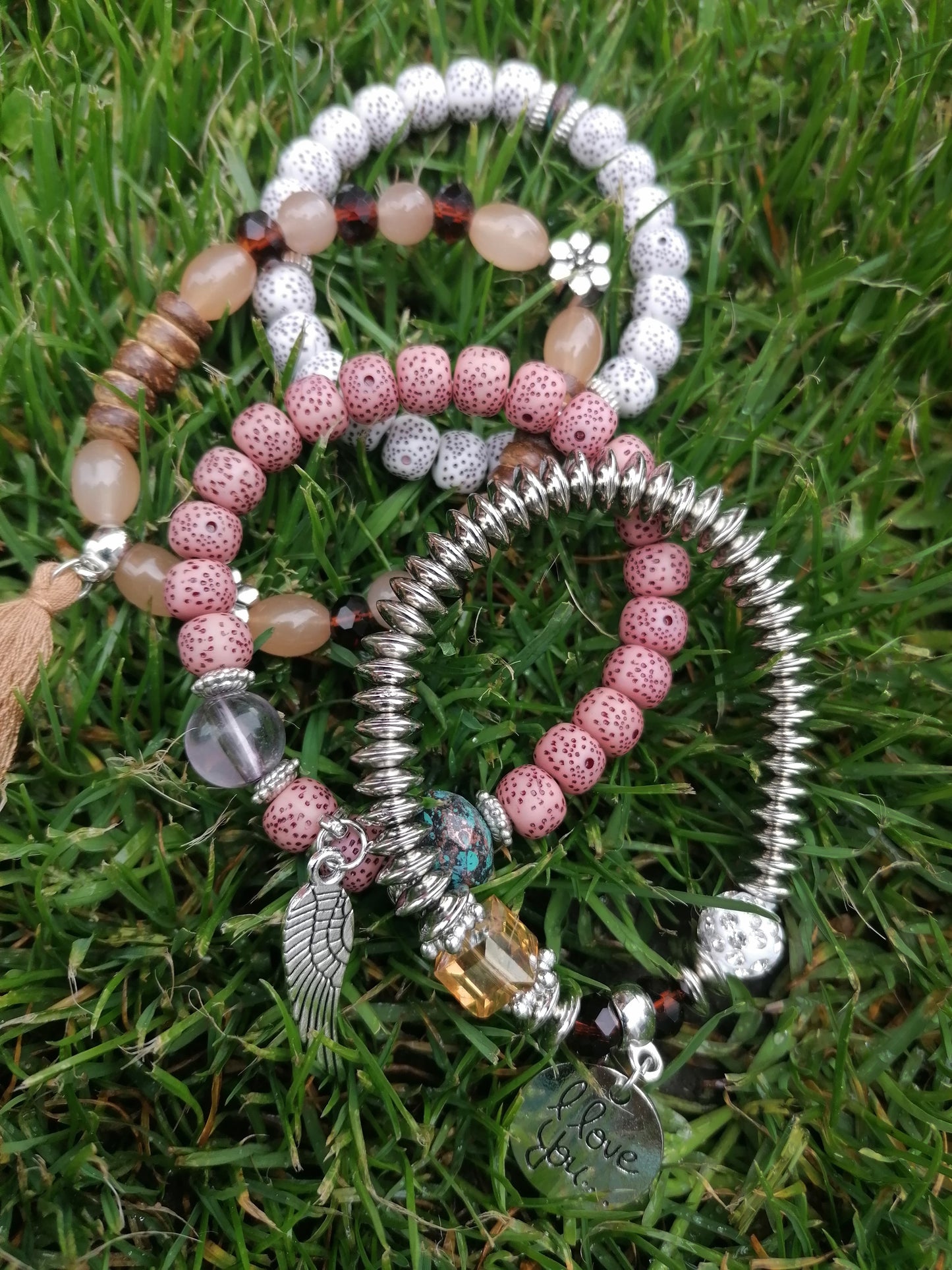 Sada 4 náramků v boho stylu béžová