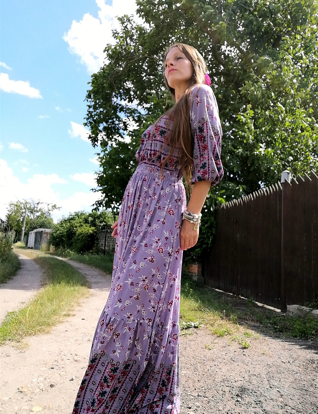 Bohemian šaty fialové s bordurou