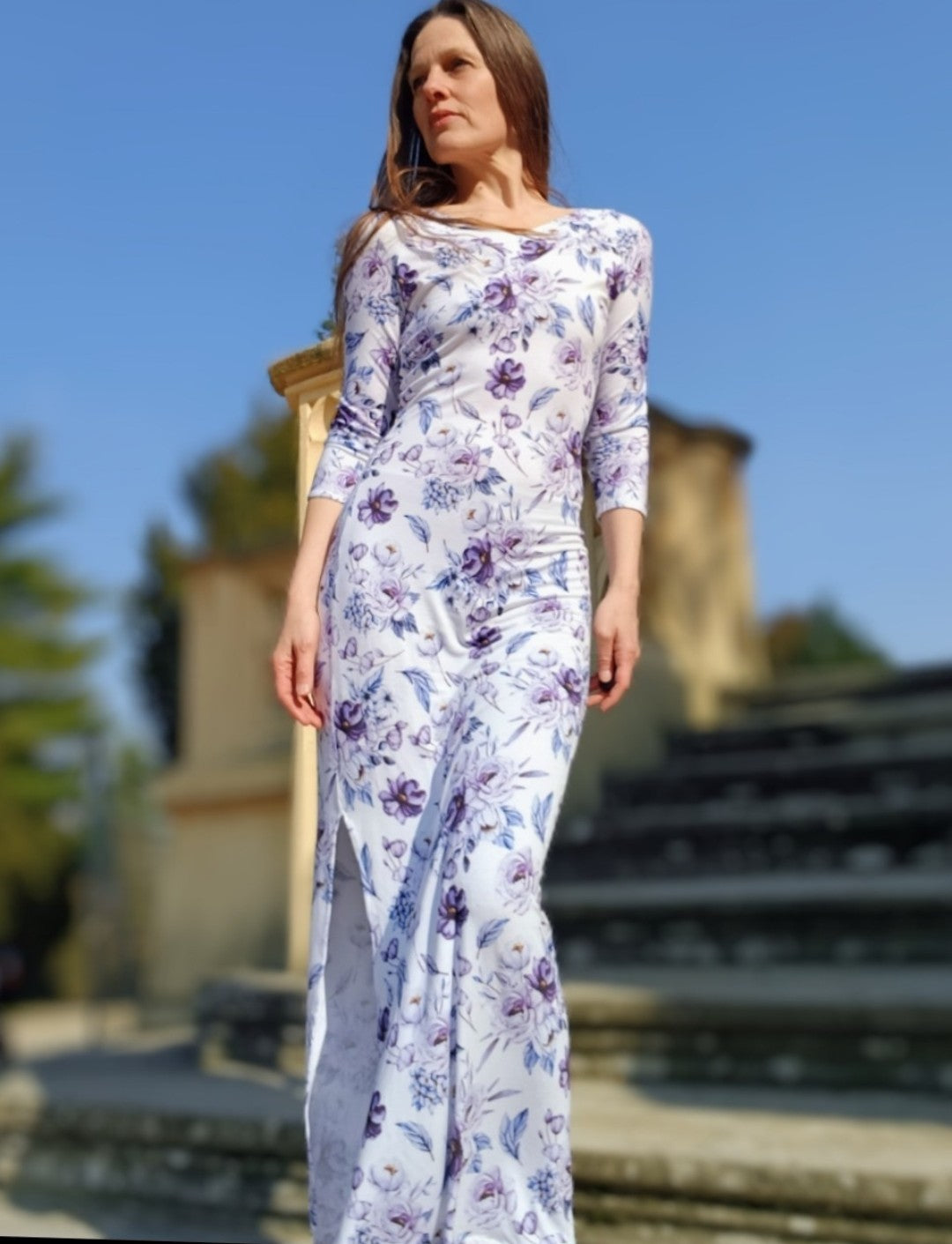 ÚVHVATNÉ ÚPLETOVÉ SEXY ŠATY