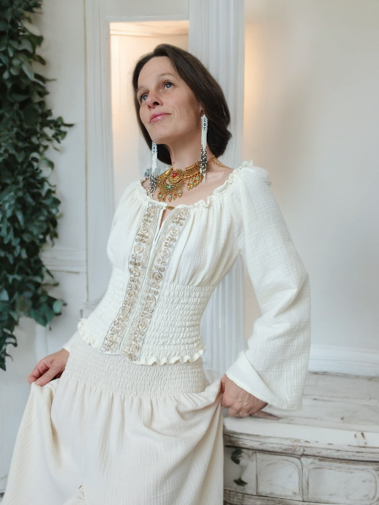 TOPÍK/HALENKA V BOHO STYLU SMETANOVÁ