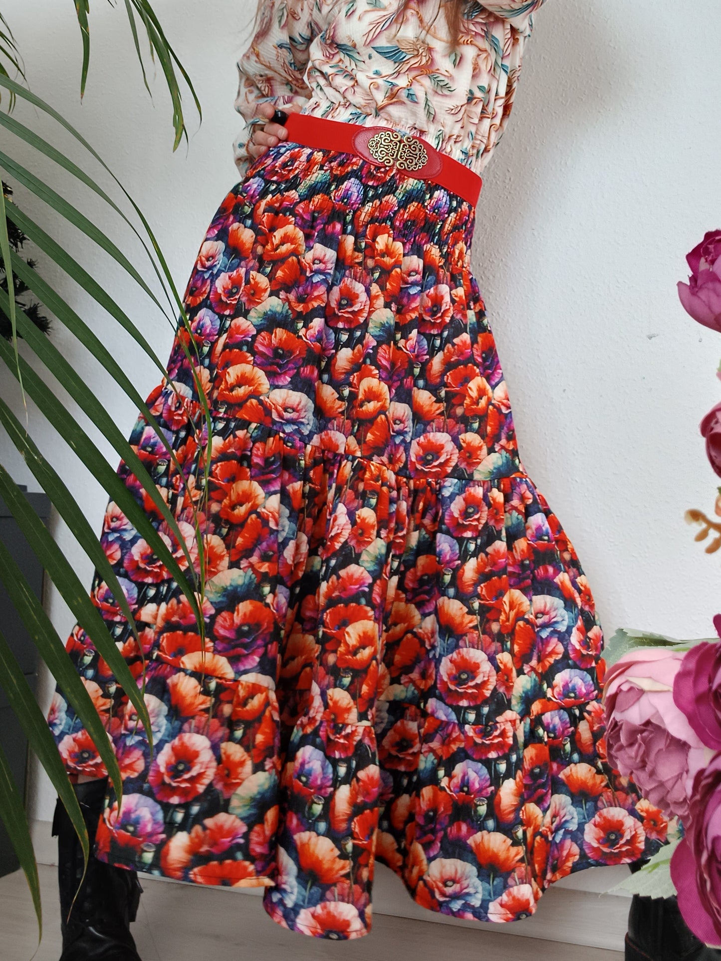 EXLUSÍVNÍ MUŠELÍNOVÁ KASKÁDOVITÁ SUKNĚ