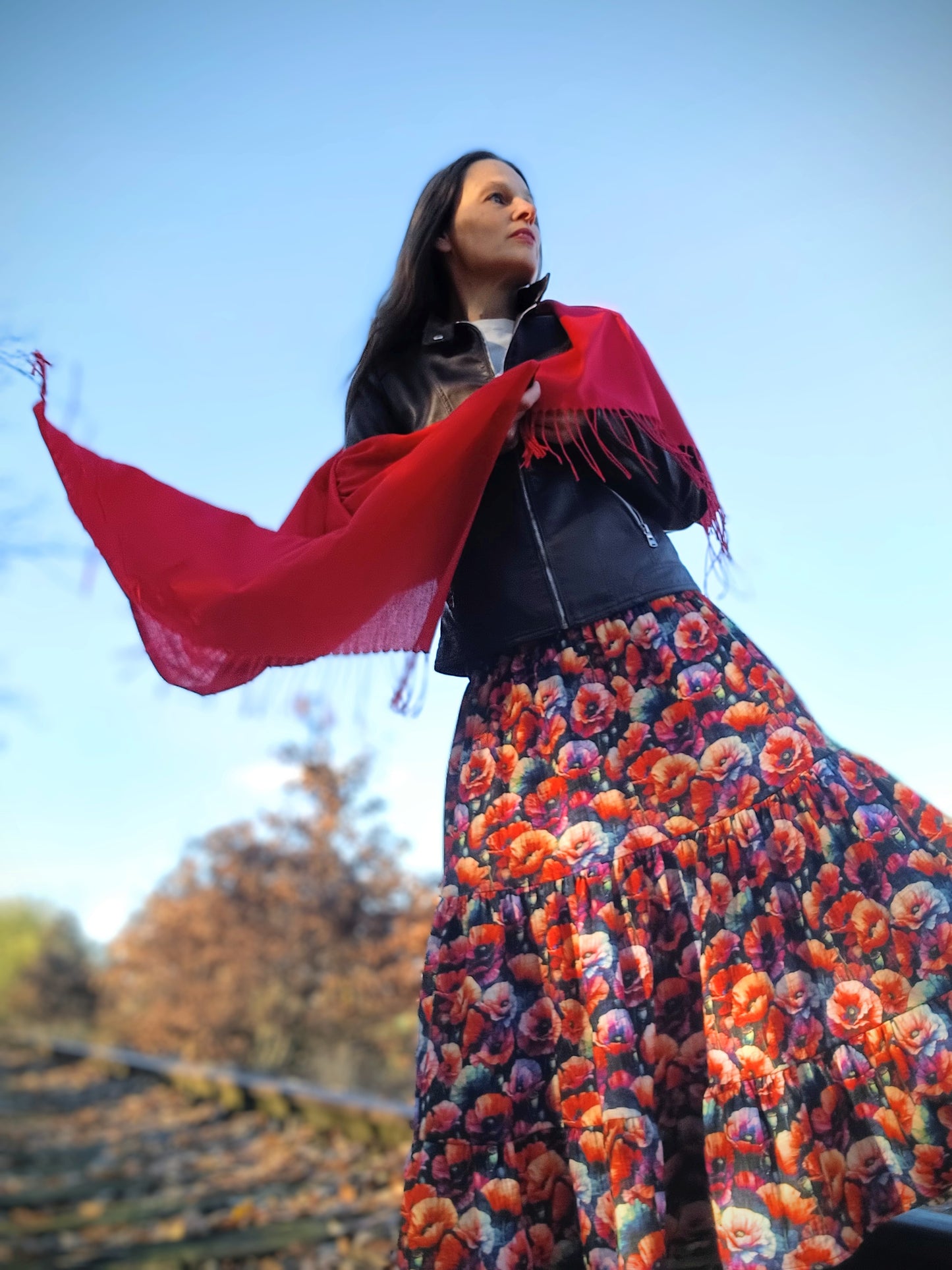 EXLUSÍVNÍ MUŠELÍNOVÁ KASKÁDOVITÁ SUKNĚ