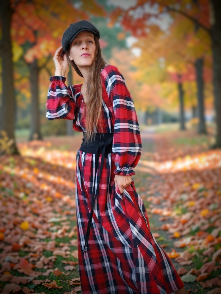 PODZIMNÍ ŠATY STYL OUTLANDER JEMNÝ MĚKOUČKÝ FLANEL