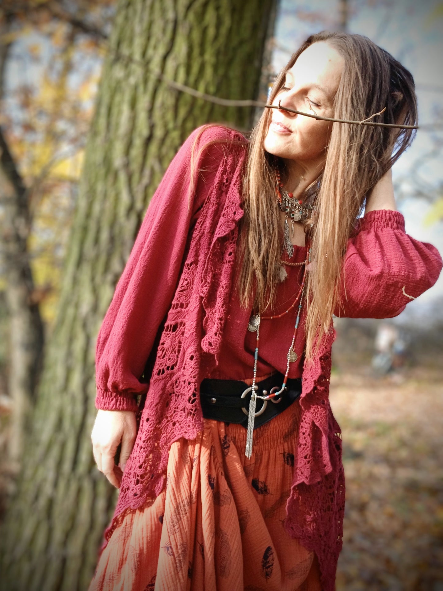 HALENKA V BOHO STYLU BORDO