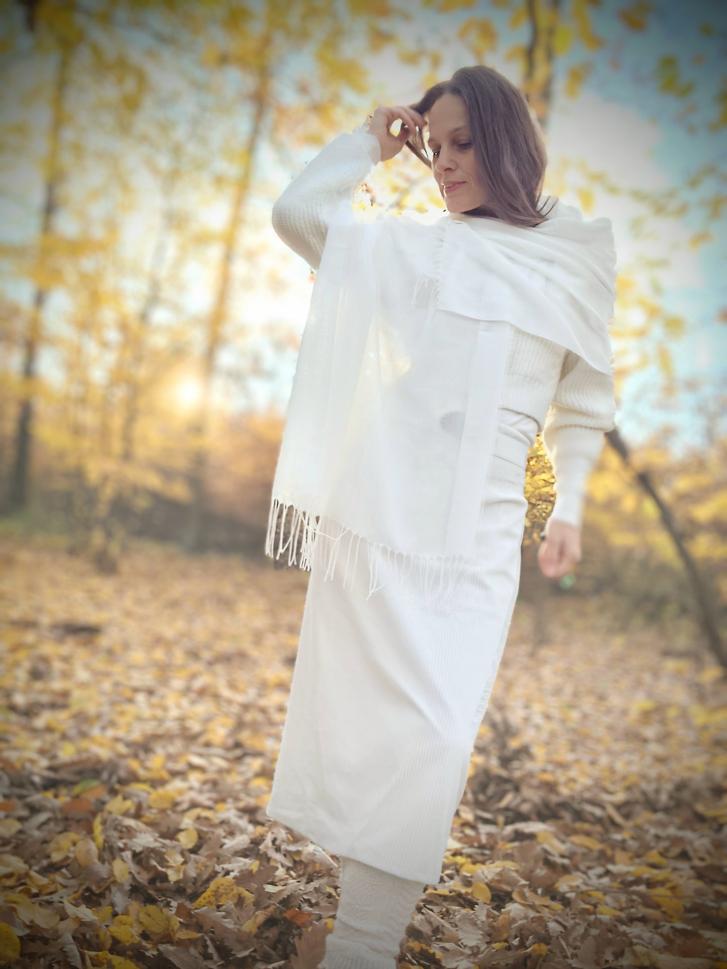 MANŠESTROVÁ SUKNĚ BARVA SMETANOVÁ