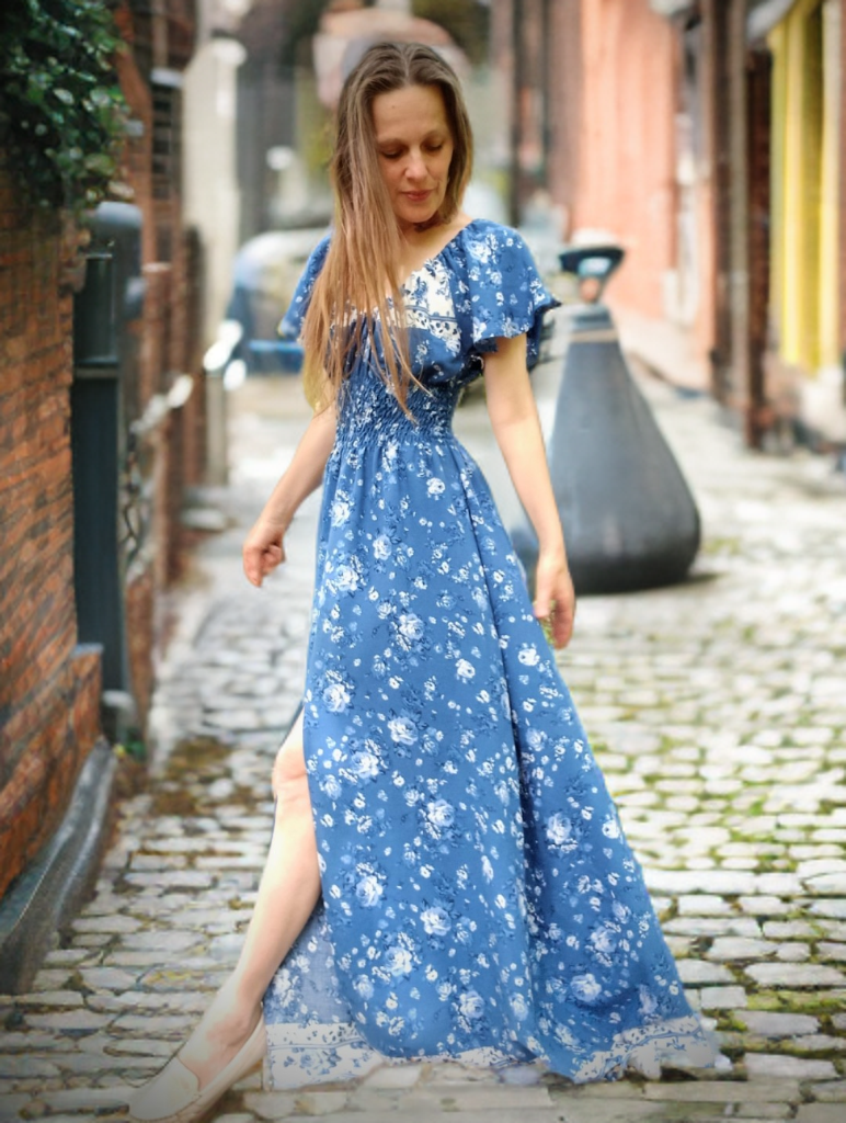 BOHO BLUE MAXI ŠATY S PŘEKRASNÝM DESIGNEM A  BORDUROU