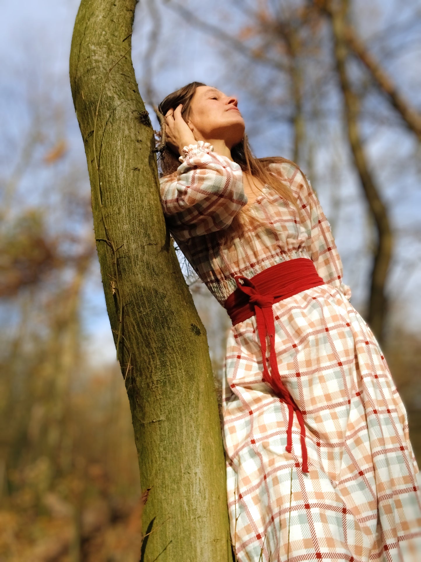 EXLUSÍVNÍ OUTLANDER ŠATY