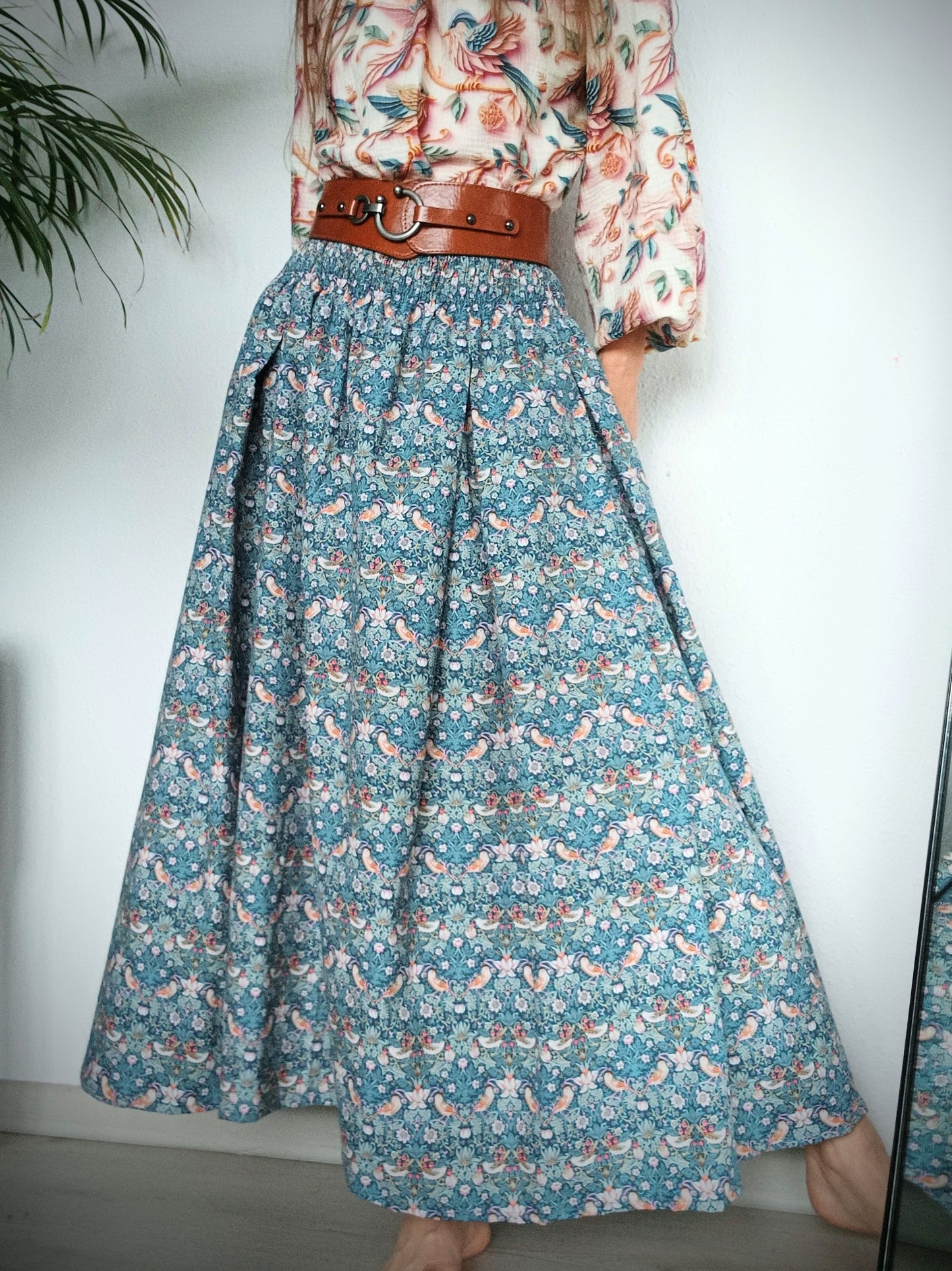 PŮVABNÁ SUKNĚ ,DESIGN WILLIAM MORRISS