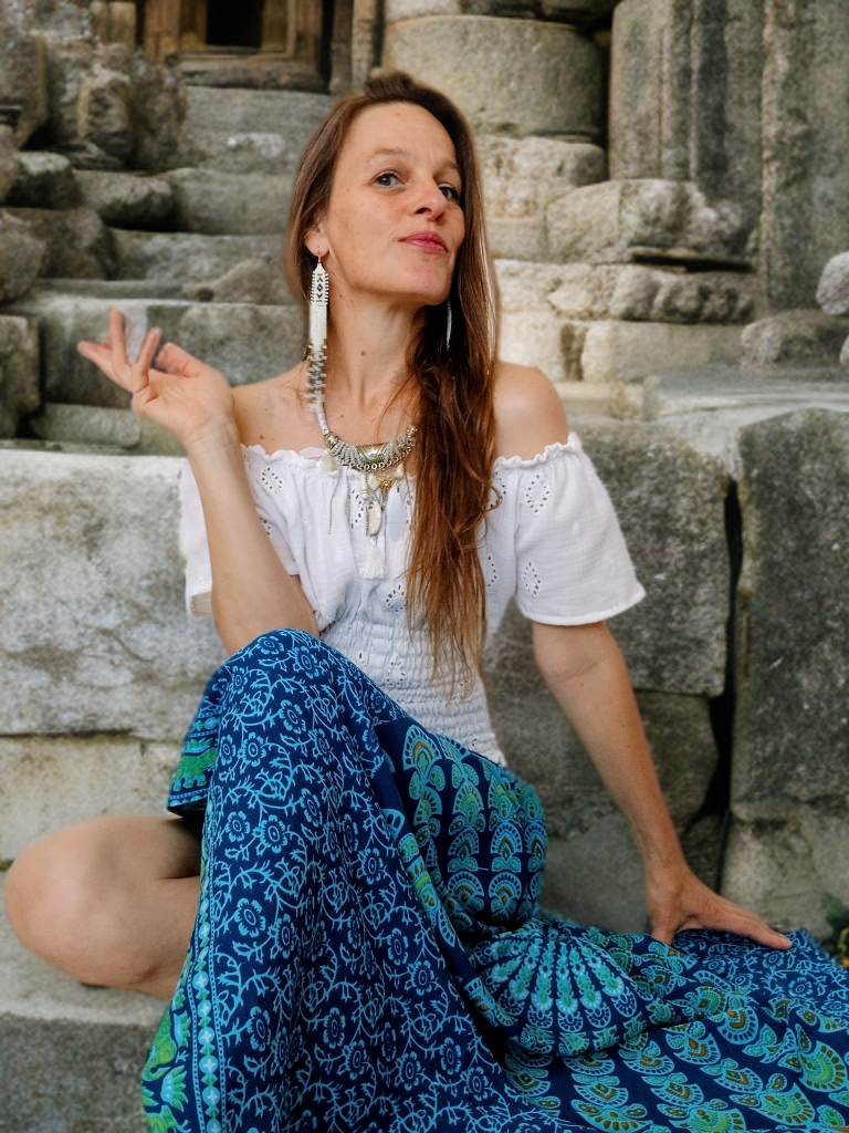 HALENKA/TOP MUŠELÍNOVÁ MADEIRA /VÝŠIVKA