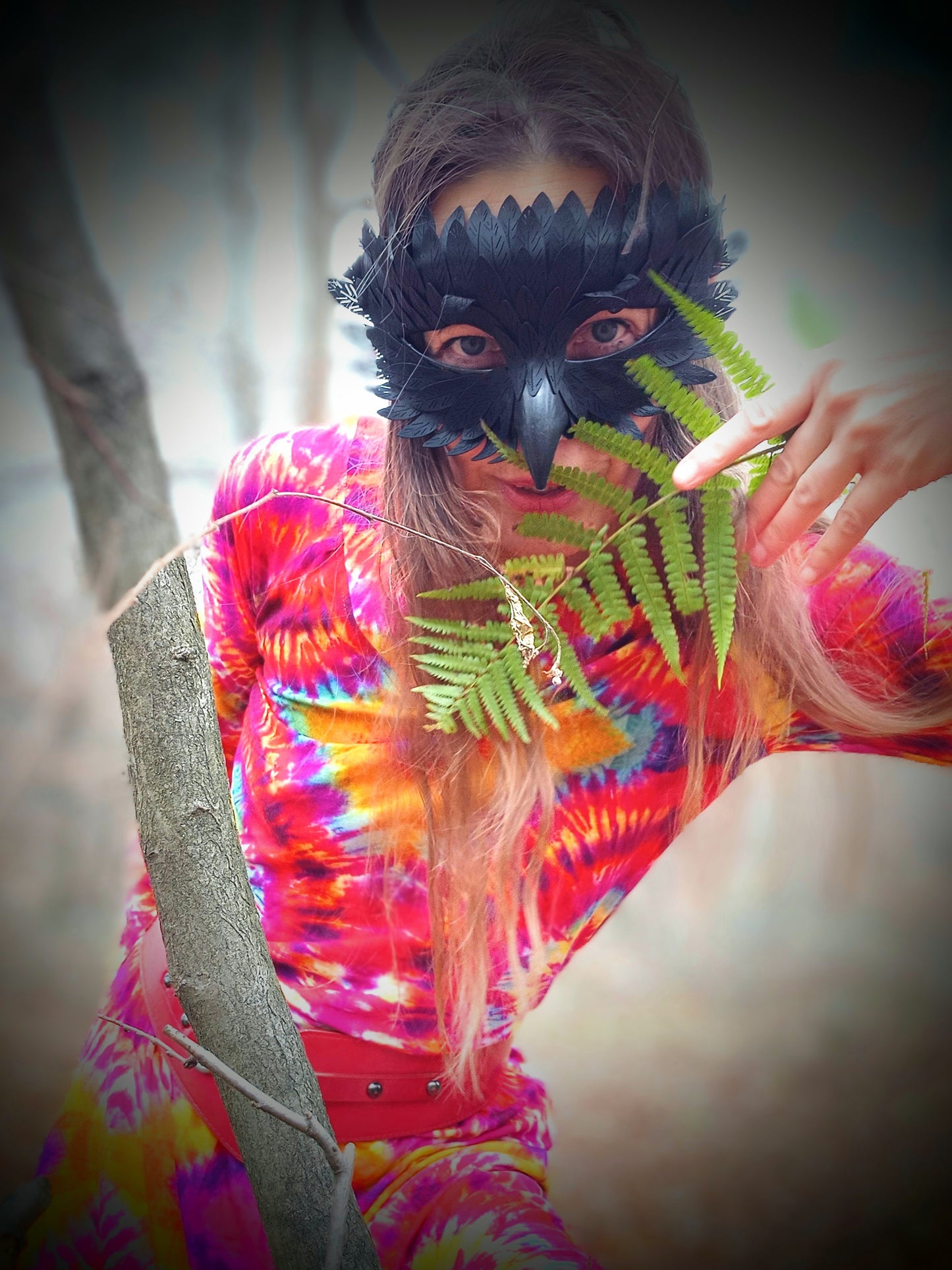 ÚCHVATNÉ  DIVOKÉ MAXI ŠATY BATIKA S OPASKEM