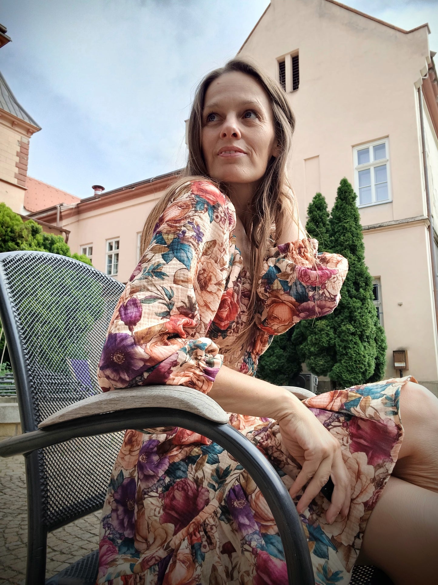 ŠATY VE STYLU VINTAGE KVĚTY
