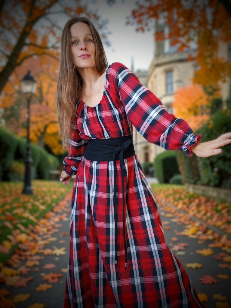 PODZIMNÍ ŠATY STYL OUTLANDER JEMNÝ MĚKOUČKÝ FLANEL